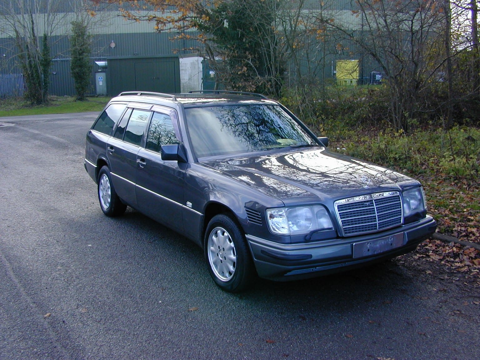 Mercedes-Benz 300 - image 1 of 70