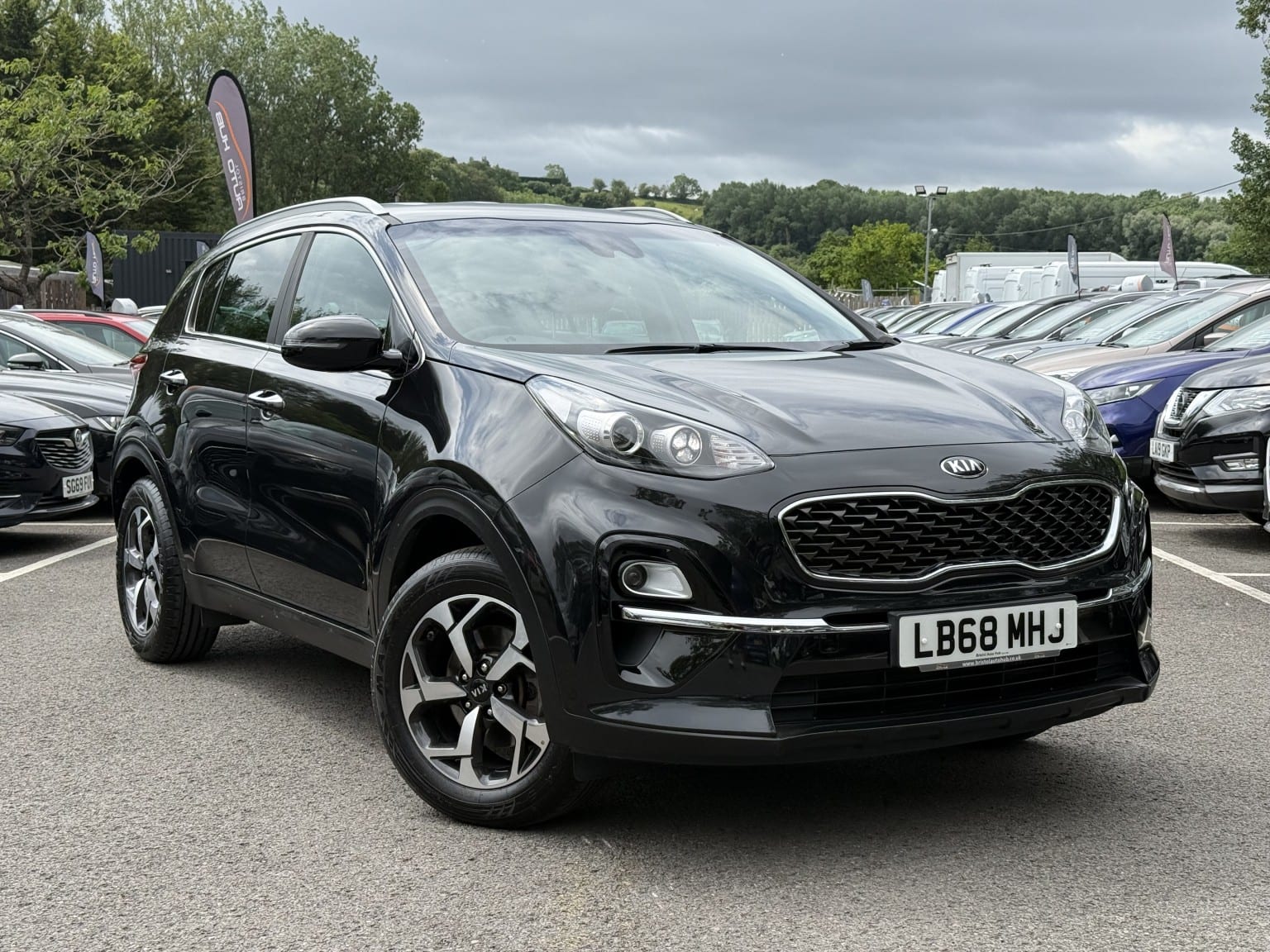 Kia Sportage - image 1 of 61