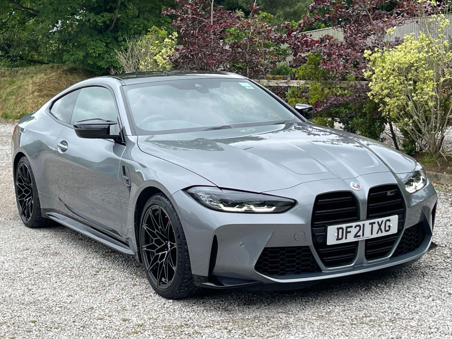 BMW M4 - image 1 of 17