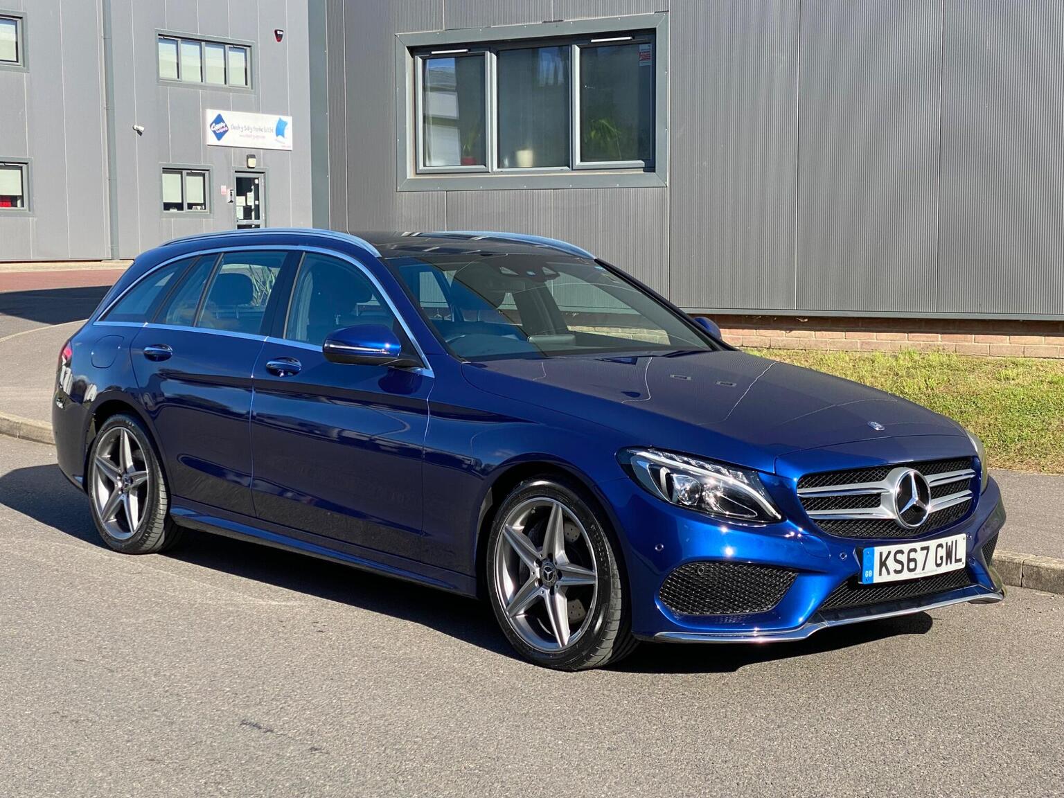 Mercedes-Benz C Class - image 1 of 64