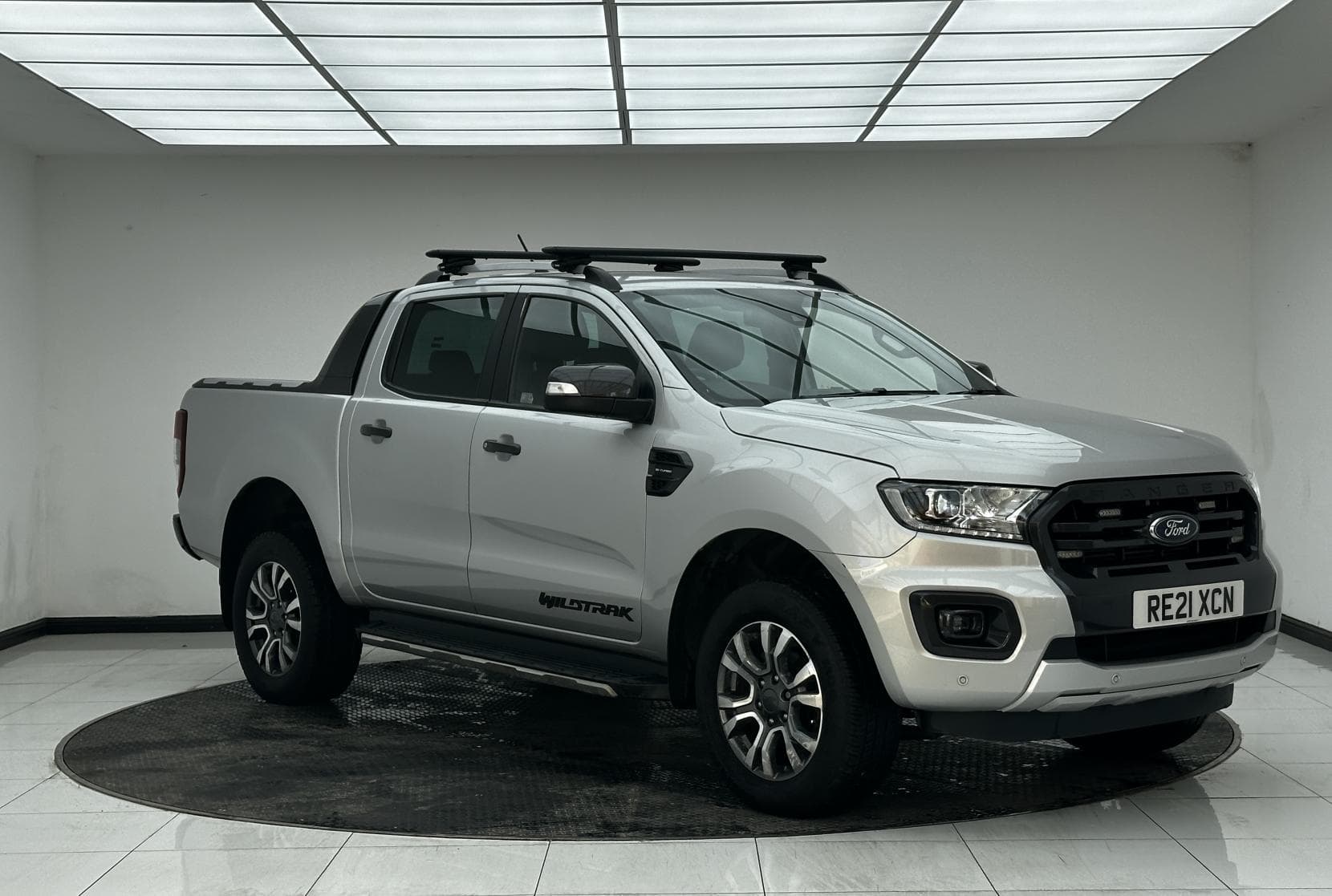 Ford Ranger - image 1 of 56