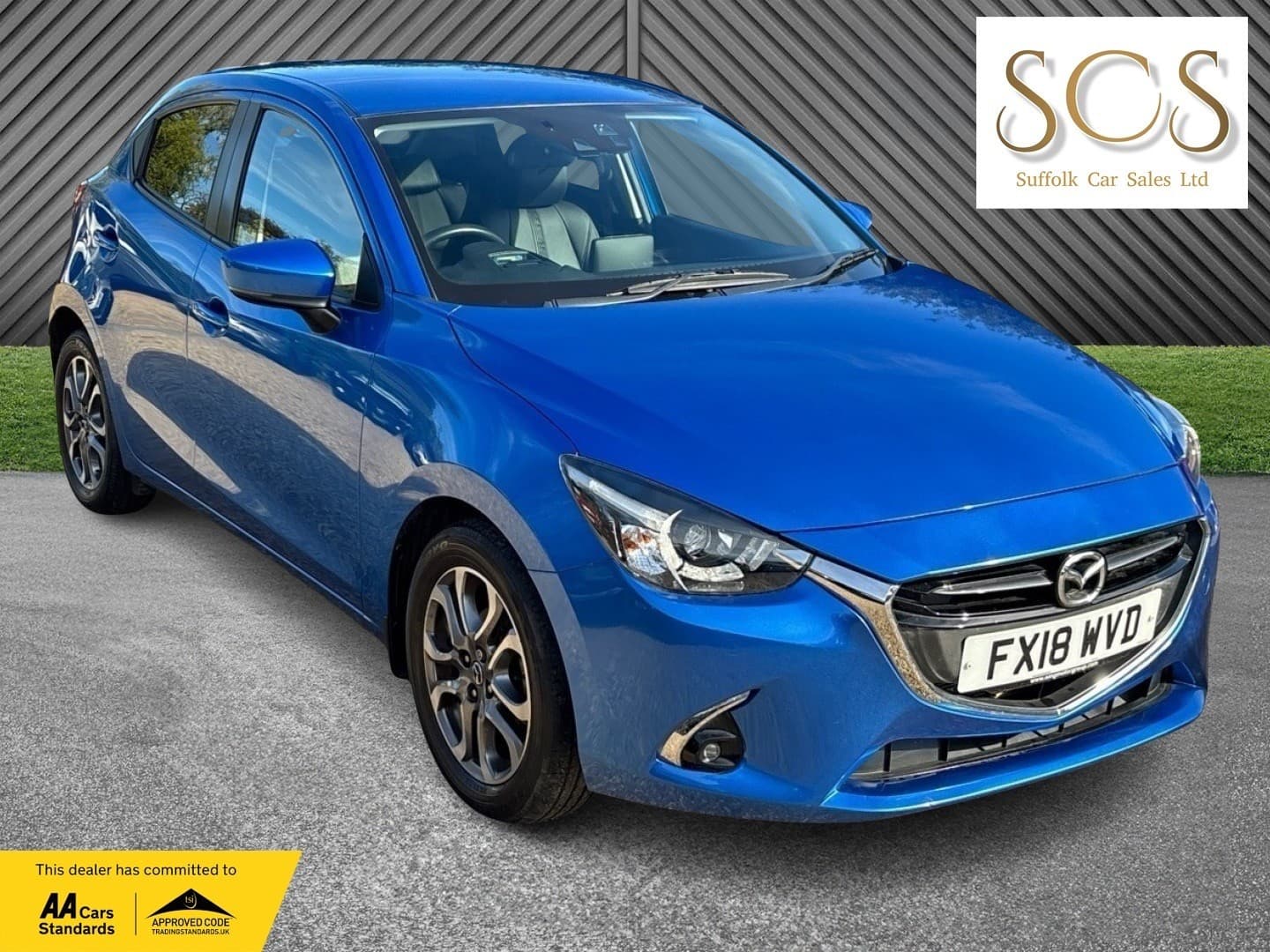 Mazda Mazda2 - image 1 of 58