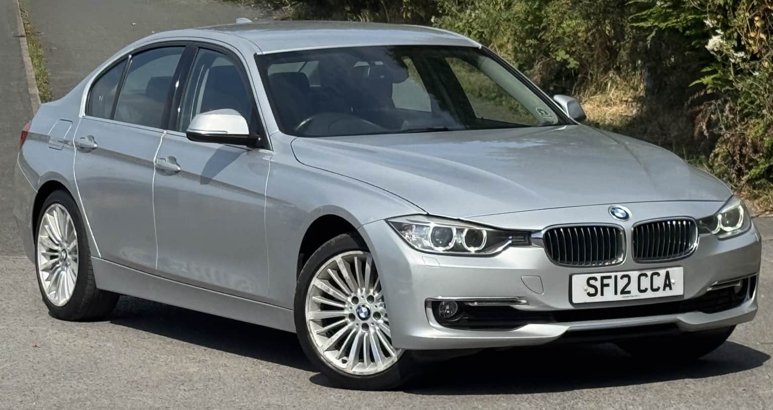 BMW 3 Series - image 1 of 25