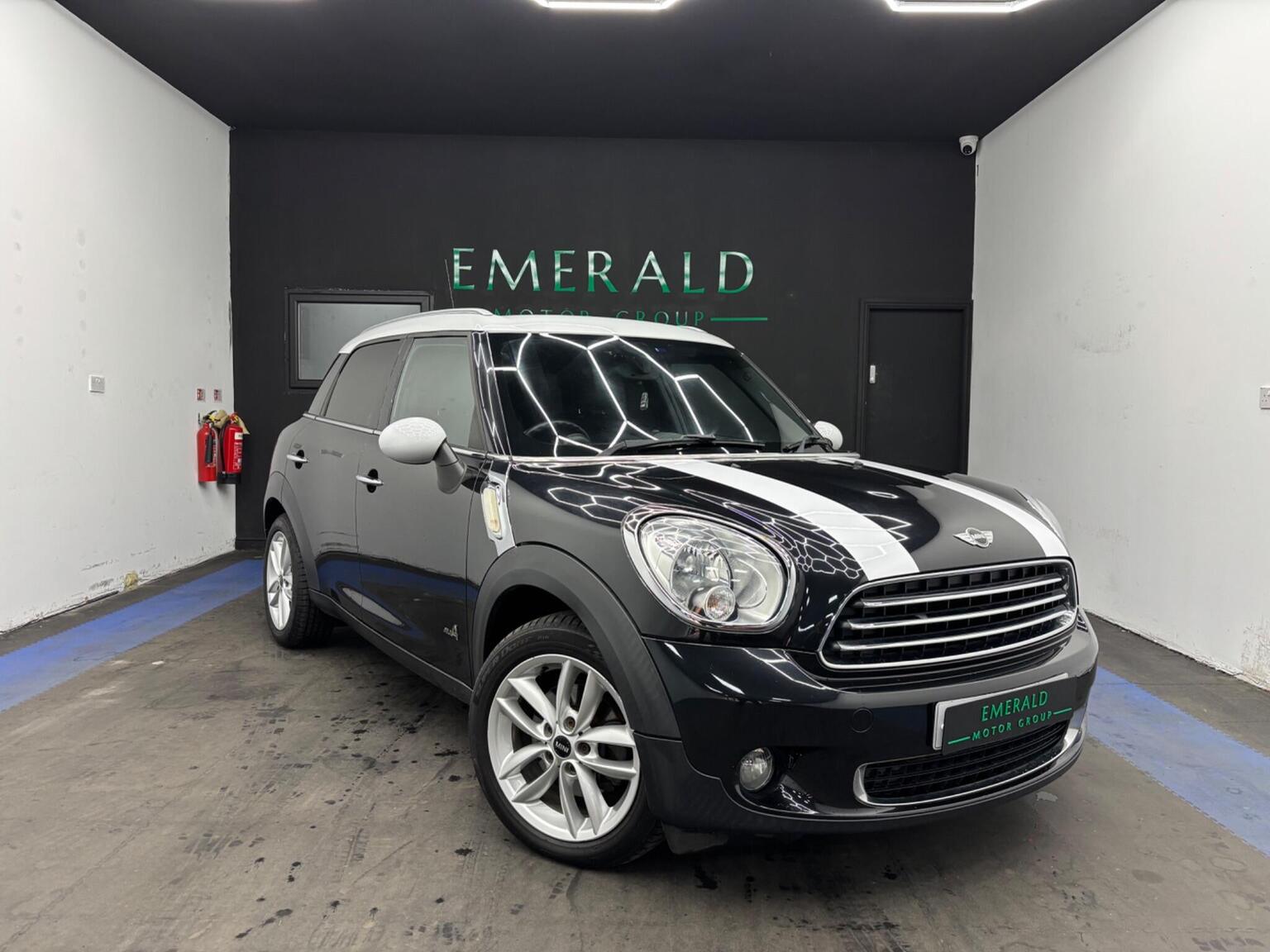 MINI Countryman - image 1 of 78