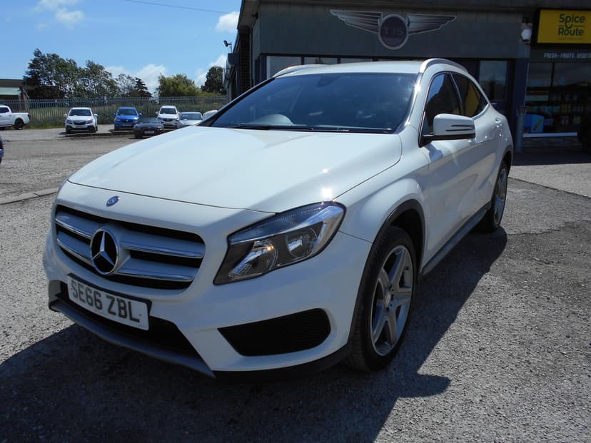 2017 MERCEDES-BENZ GLA