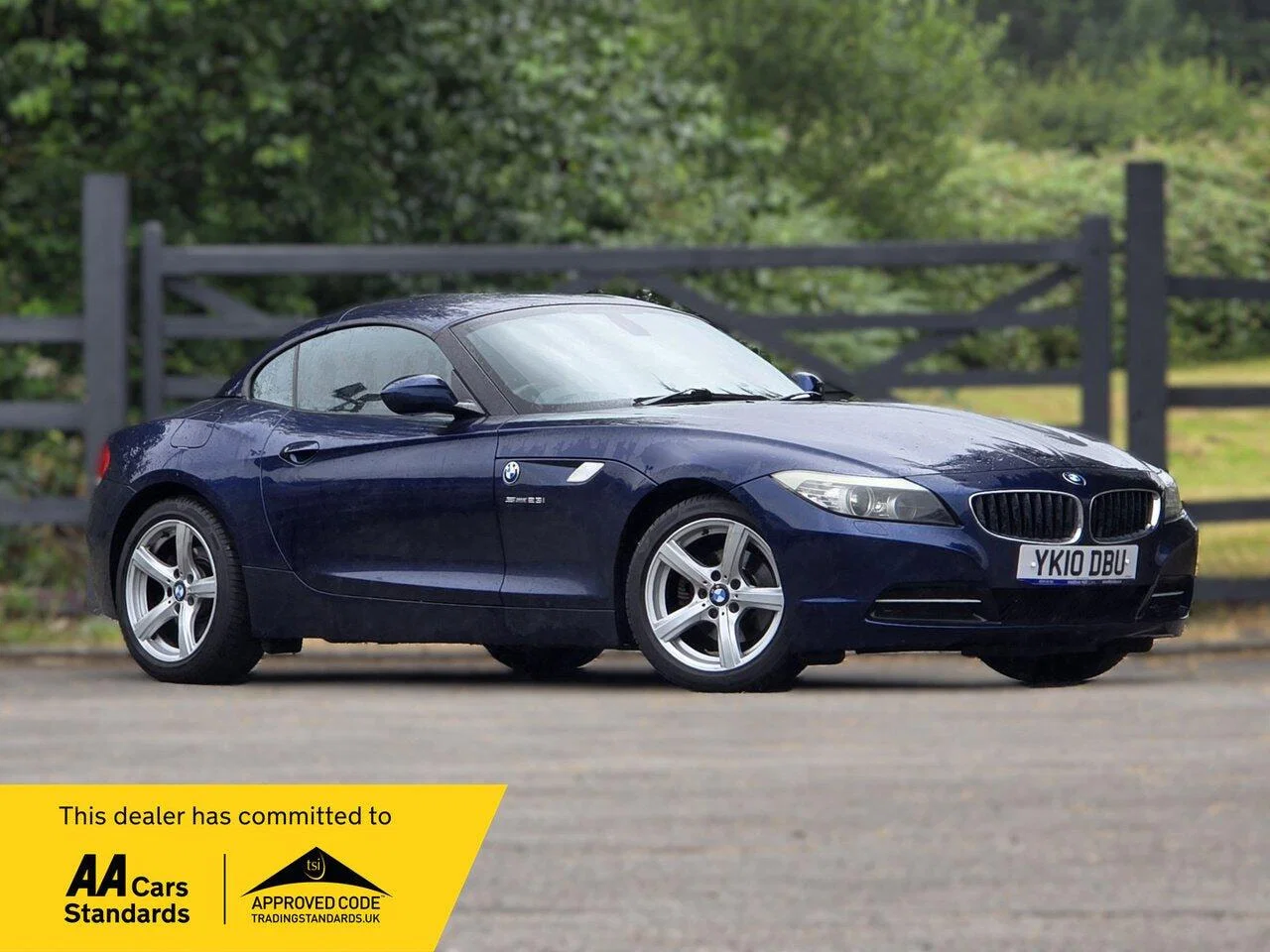 BMW Z4 - image 1 of 22