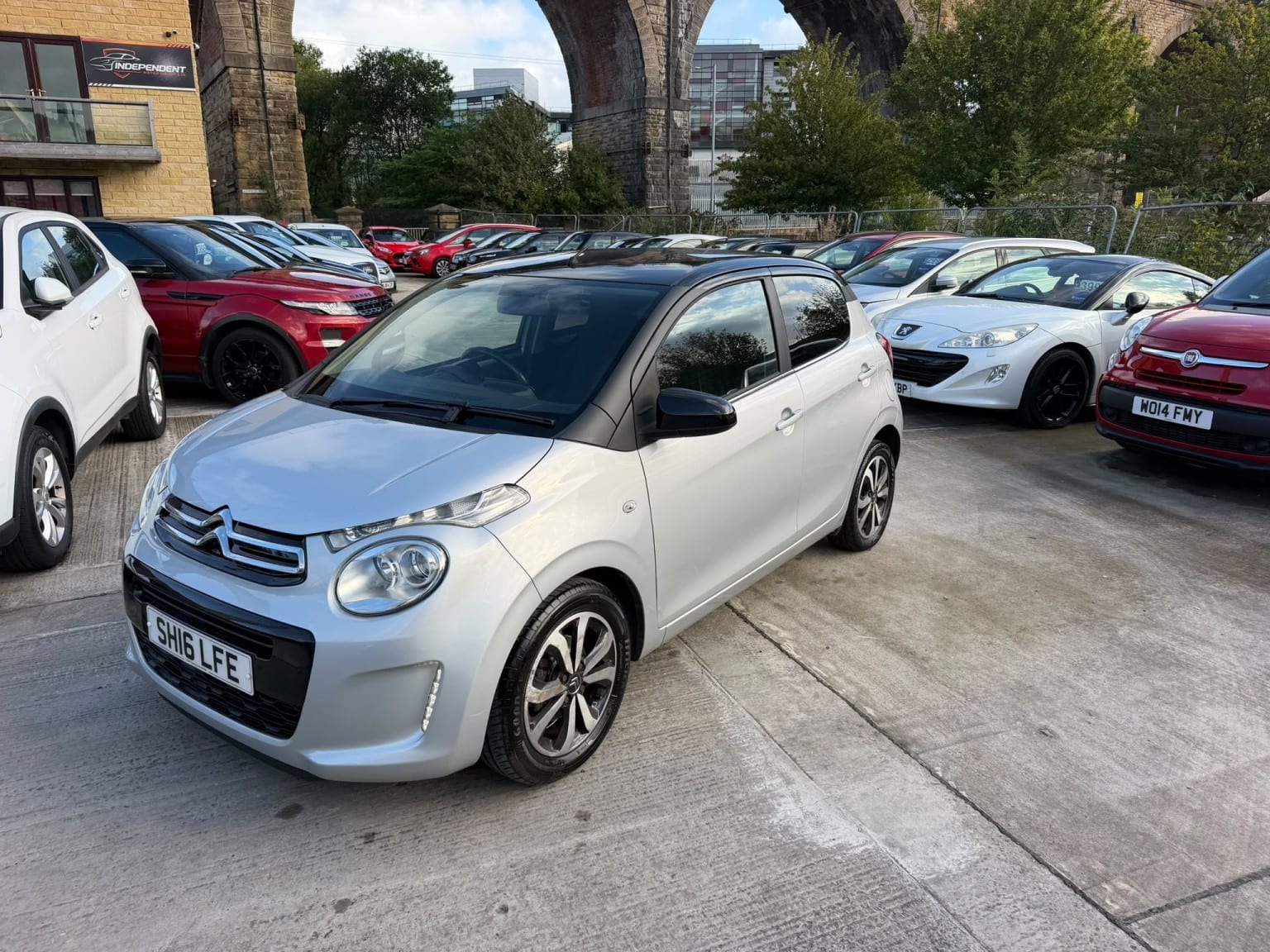 Citroen C1 - image 1 of 33