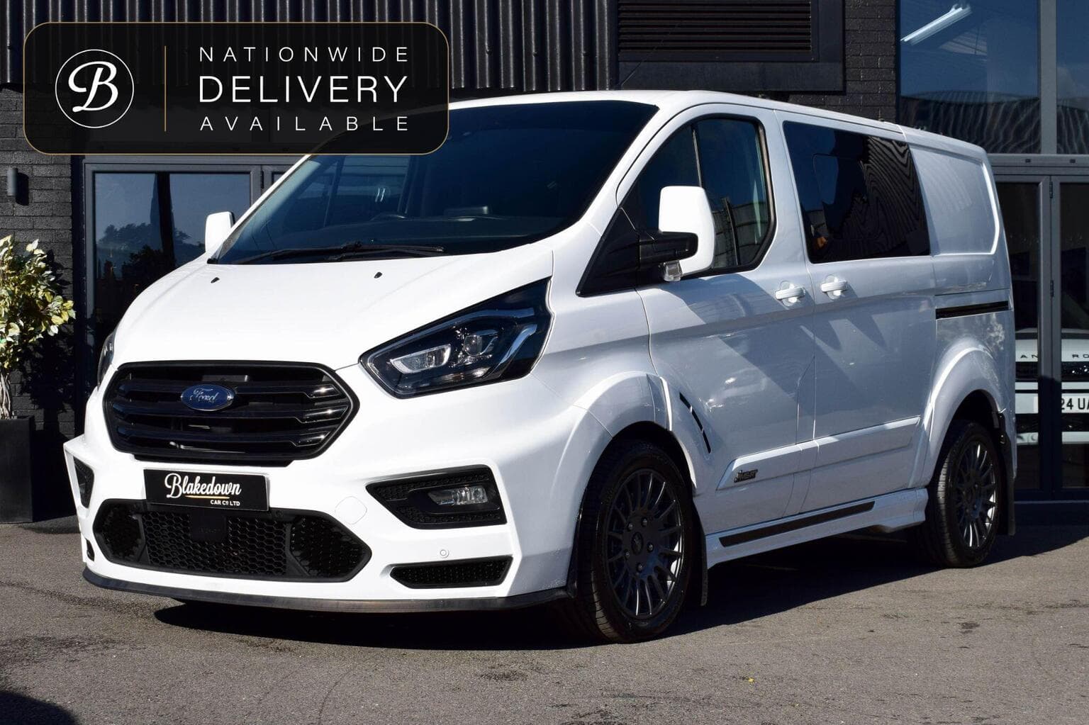 Ford Transit Custom - image 1 of 30
