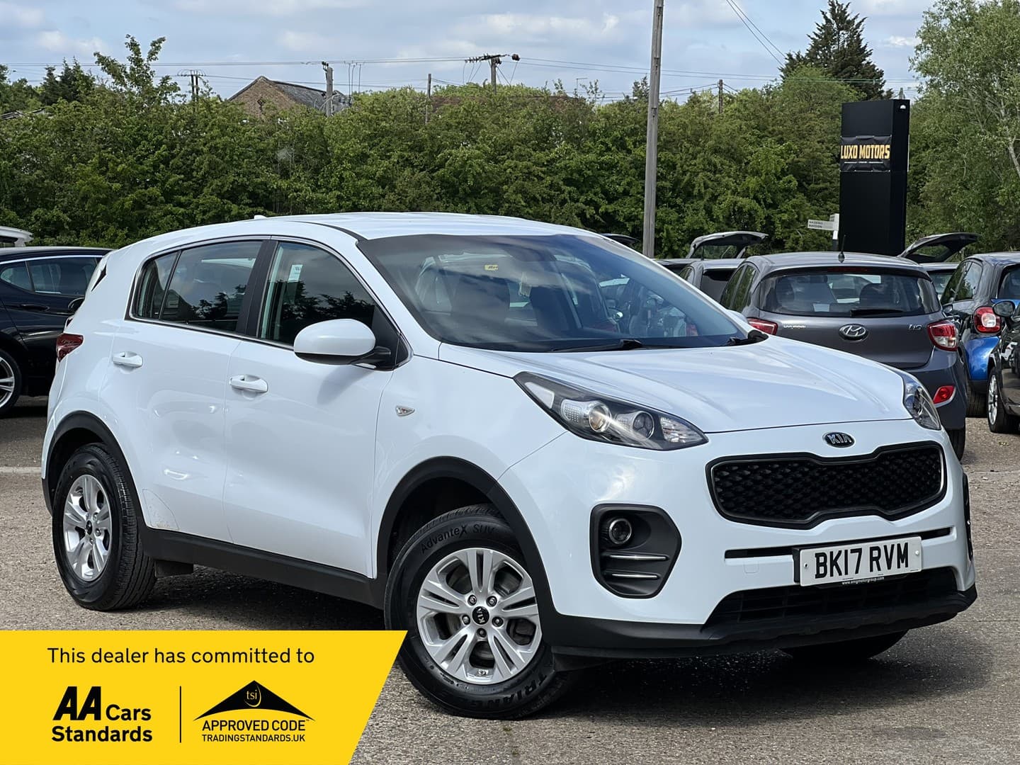 Kia Sportage - image 1 of 60