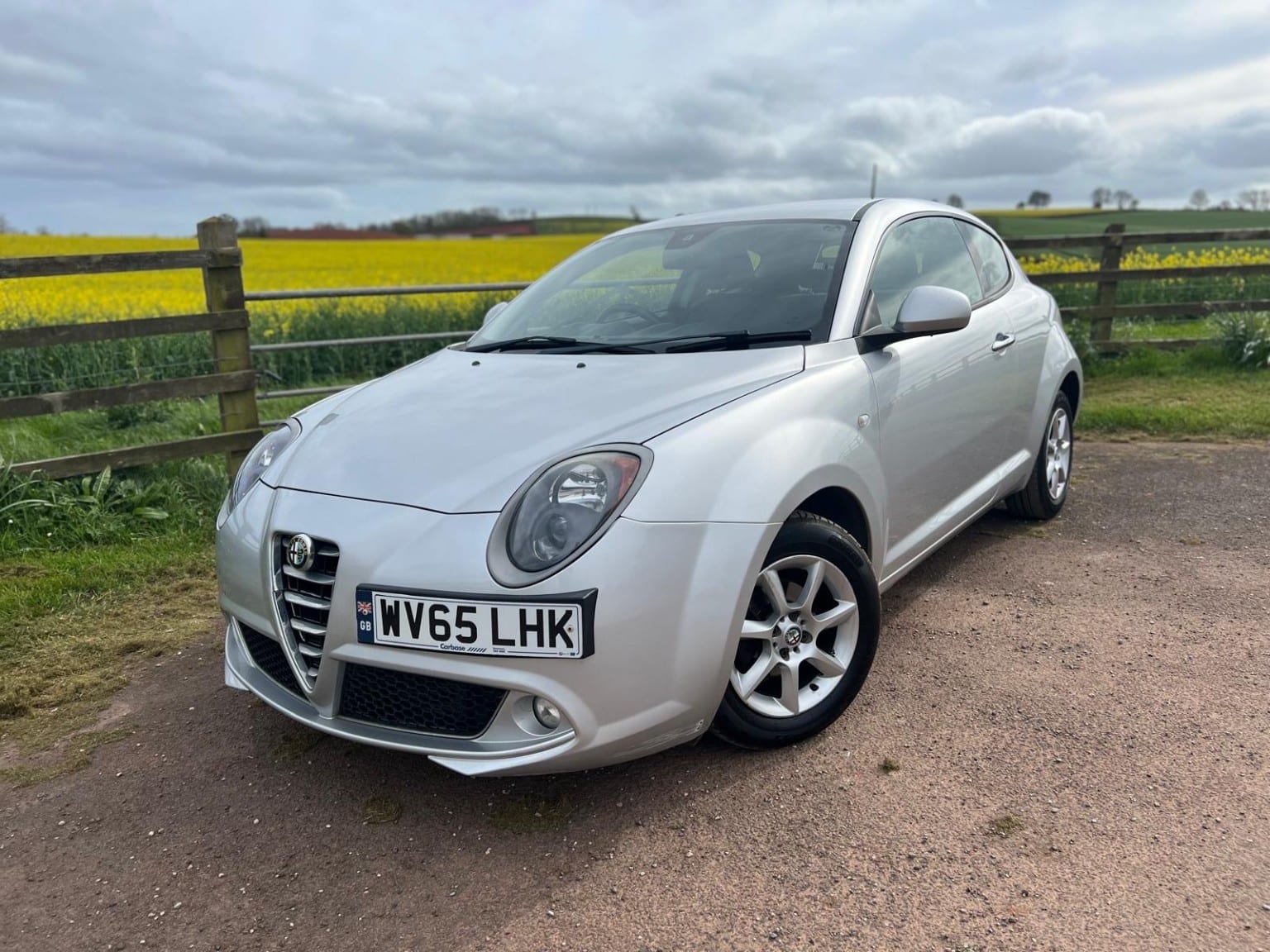 Alfa Romeo MiTo - image 1 of 12