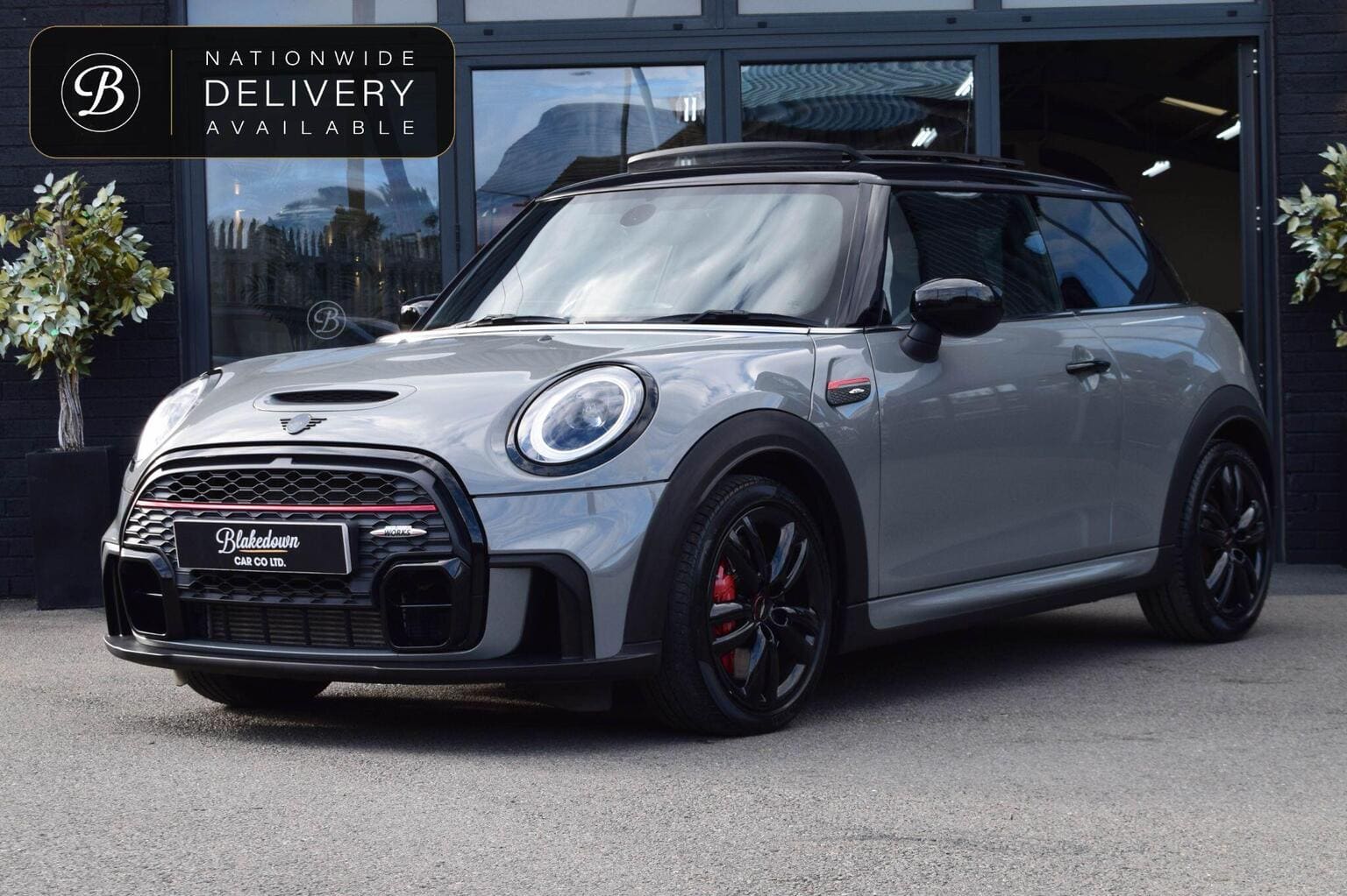 MINI Hatch - image 1 of 53