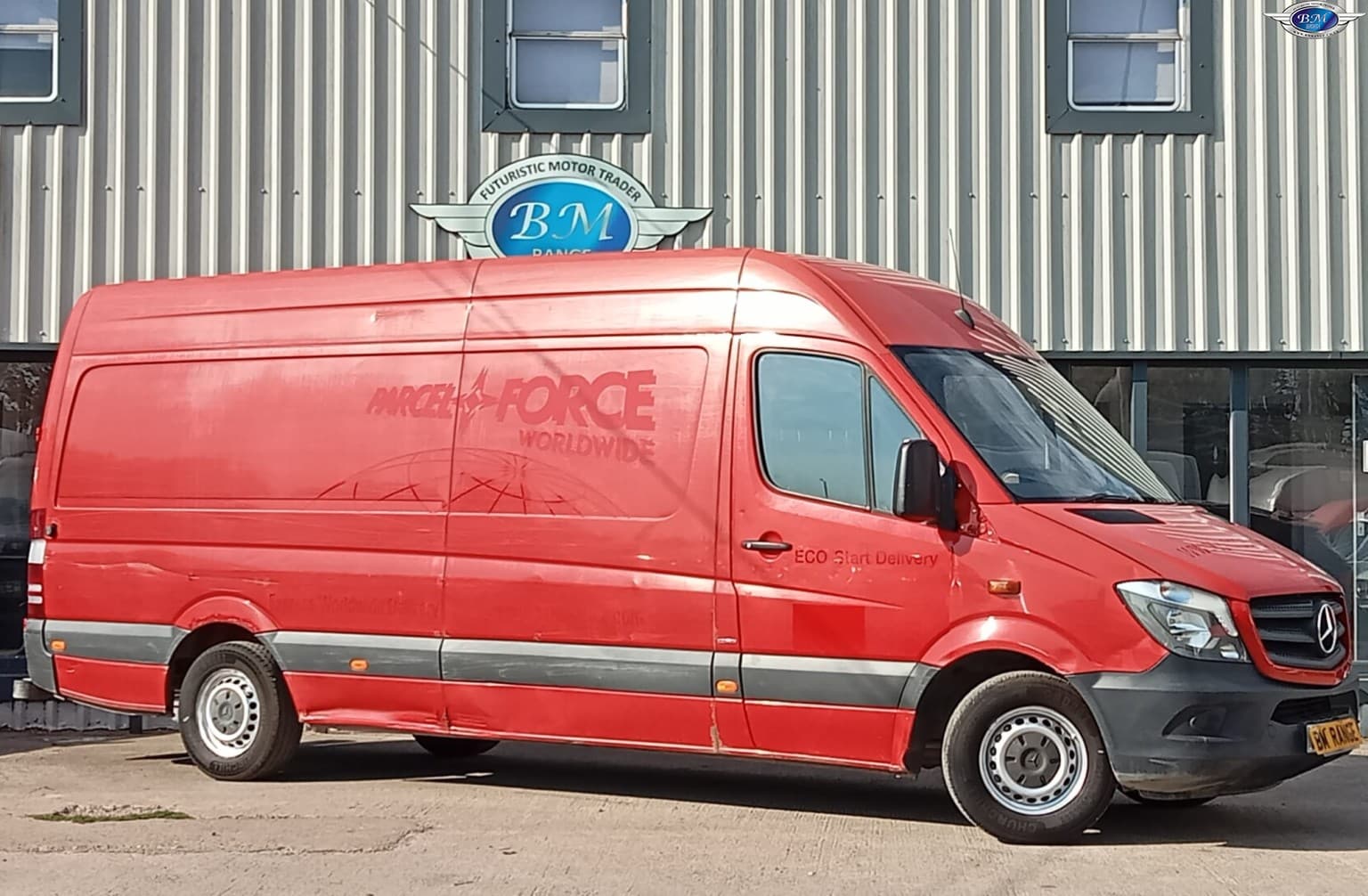 Mercedes-Benz Sprinter - image 1 of 20