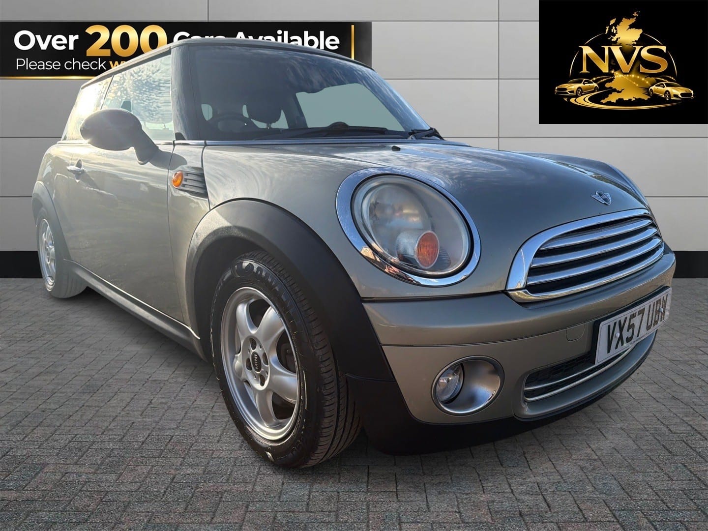 MINI Hatch - image 1 of 13