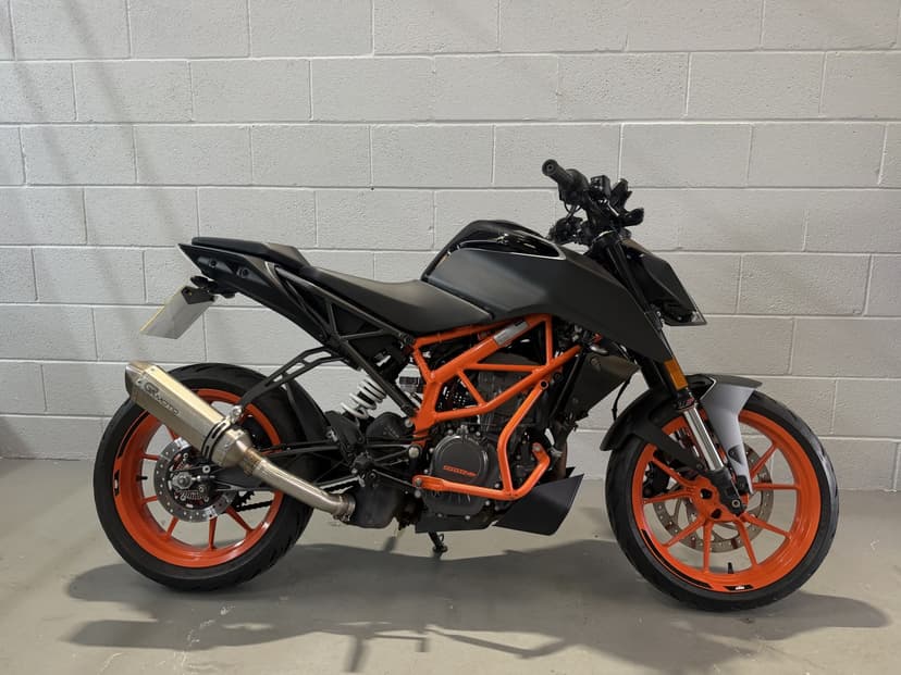 2022 KTM 125 DUKE