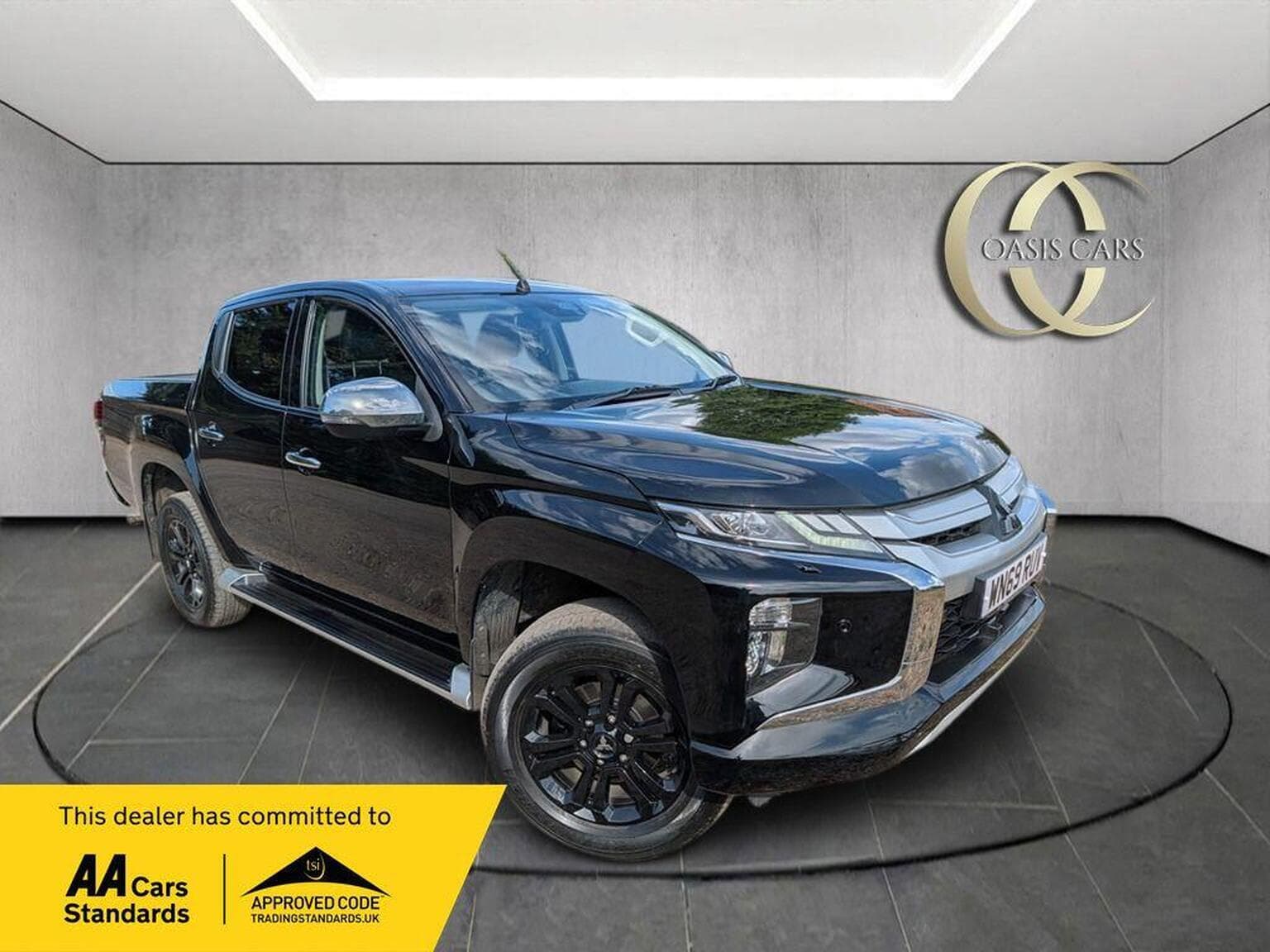 Mitsubishi L200 - image 1 of 16