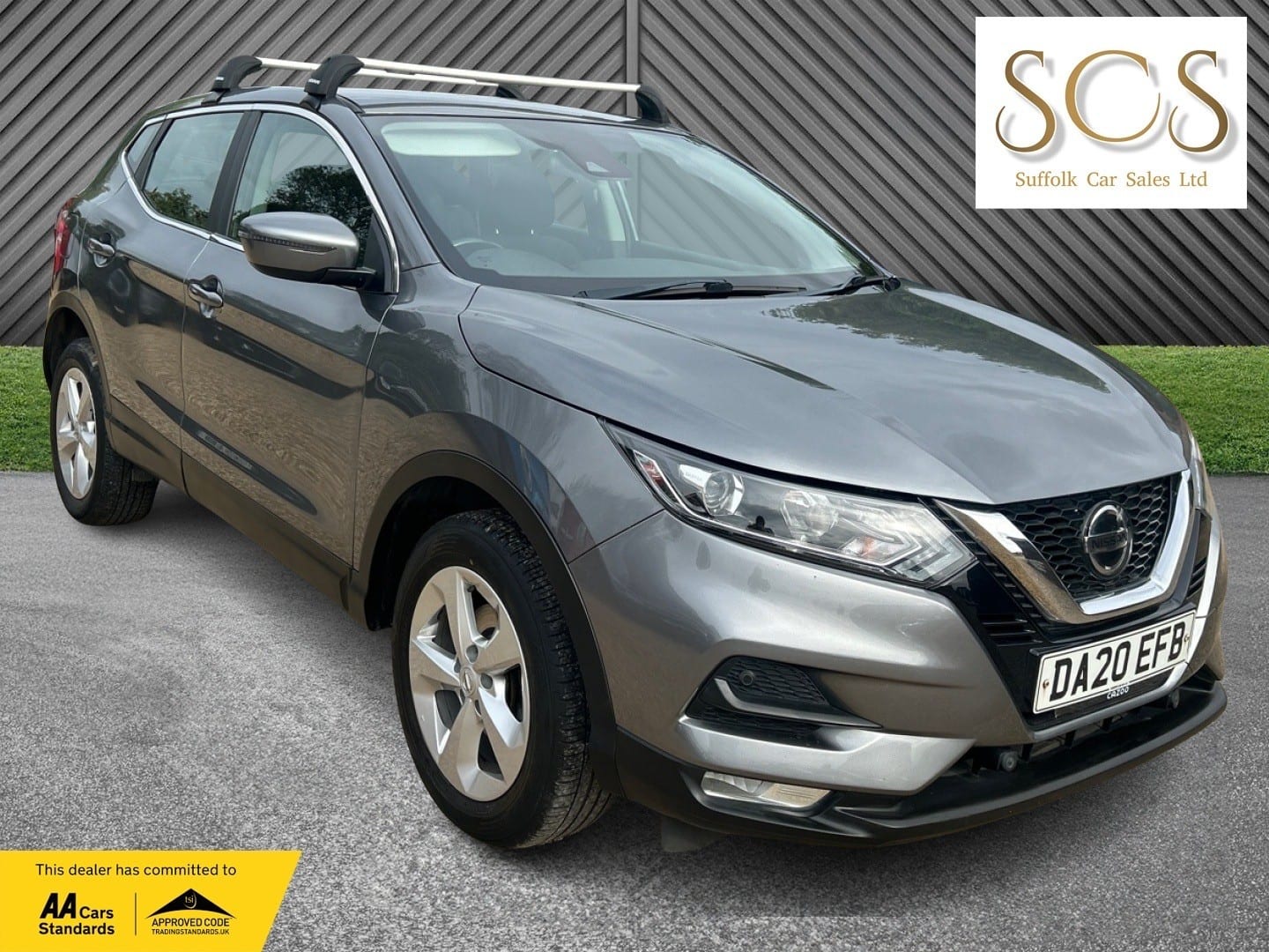 Nissan Qashqai - image 1 of 48