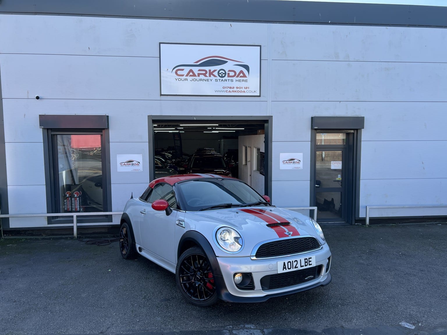 MINI Coupe - image 1 of 72