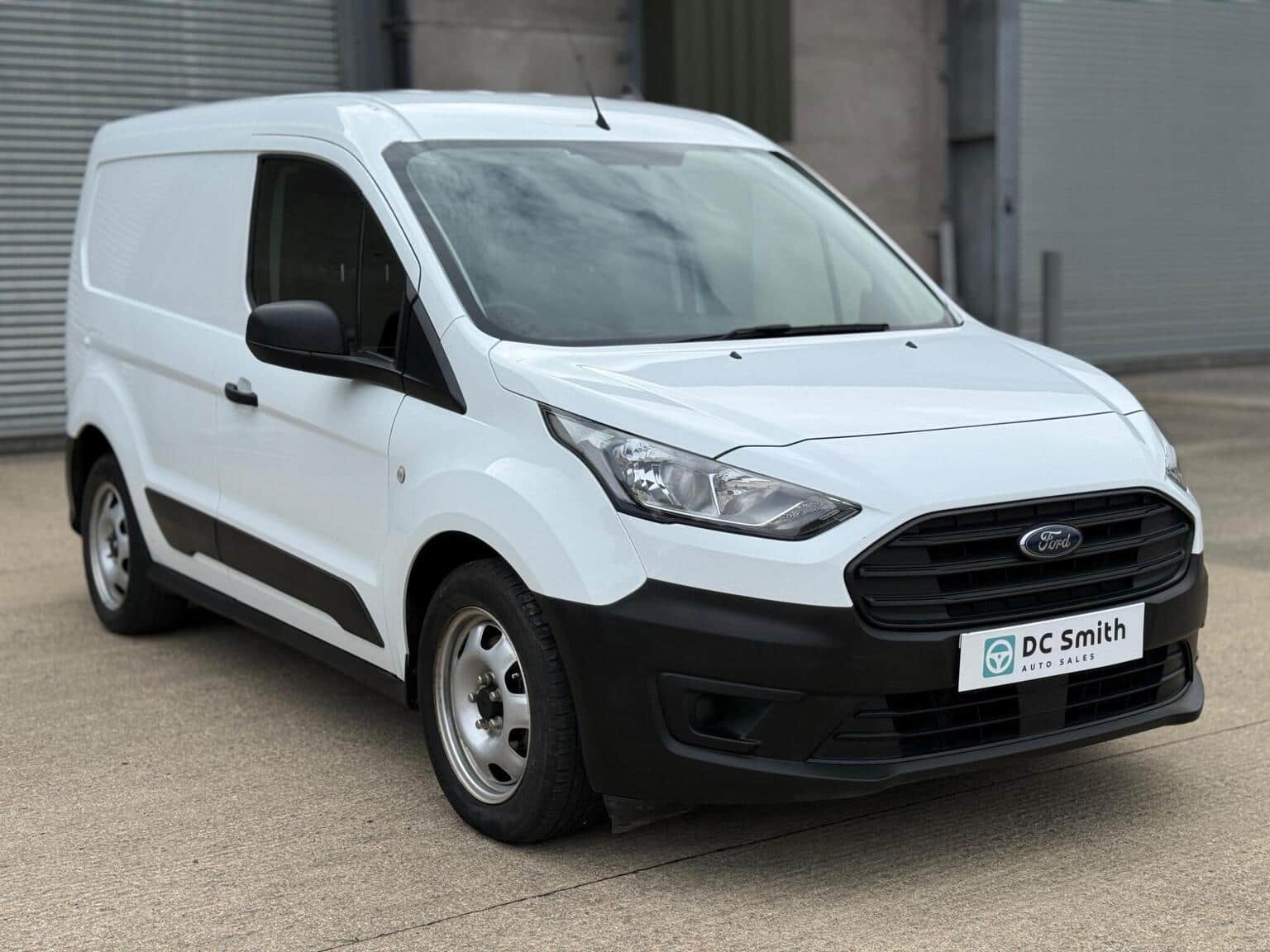 Ford Transit Connect - image 1 of 45