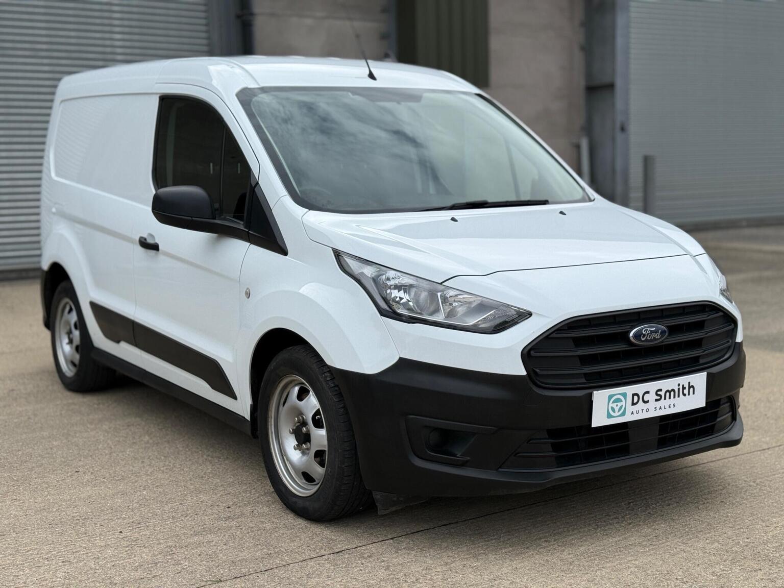 Ford Transit Connect - image 1 of 45