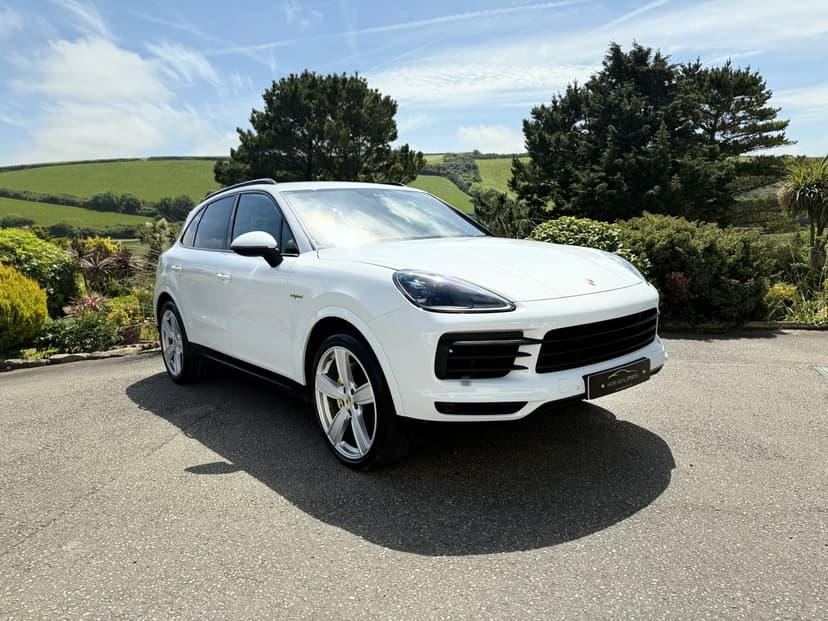 2018 PORSCHE CAYENNE