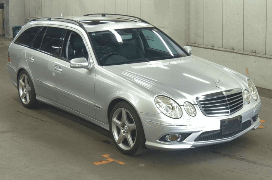 Mercedes-Benz E Class - image 1 of 3