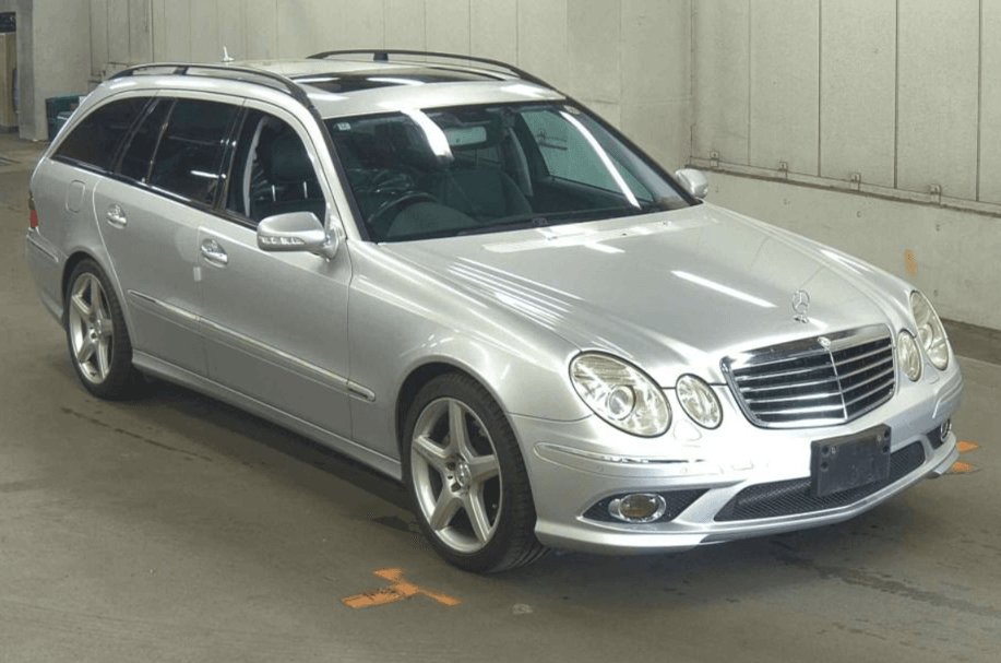 Mercedes-Benz E Class - image 1 of 3