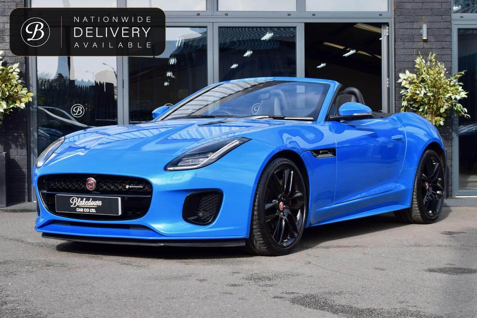 Jaguar F-Type - image 1 of 53