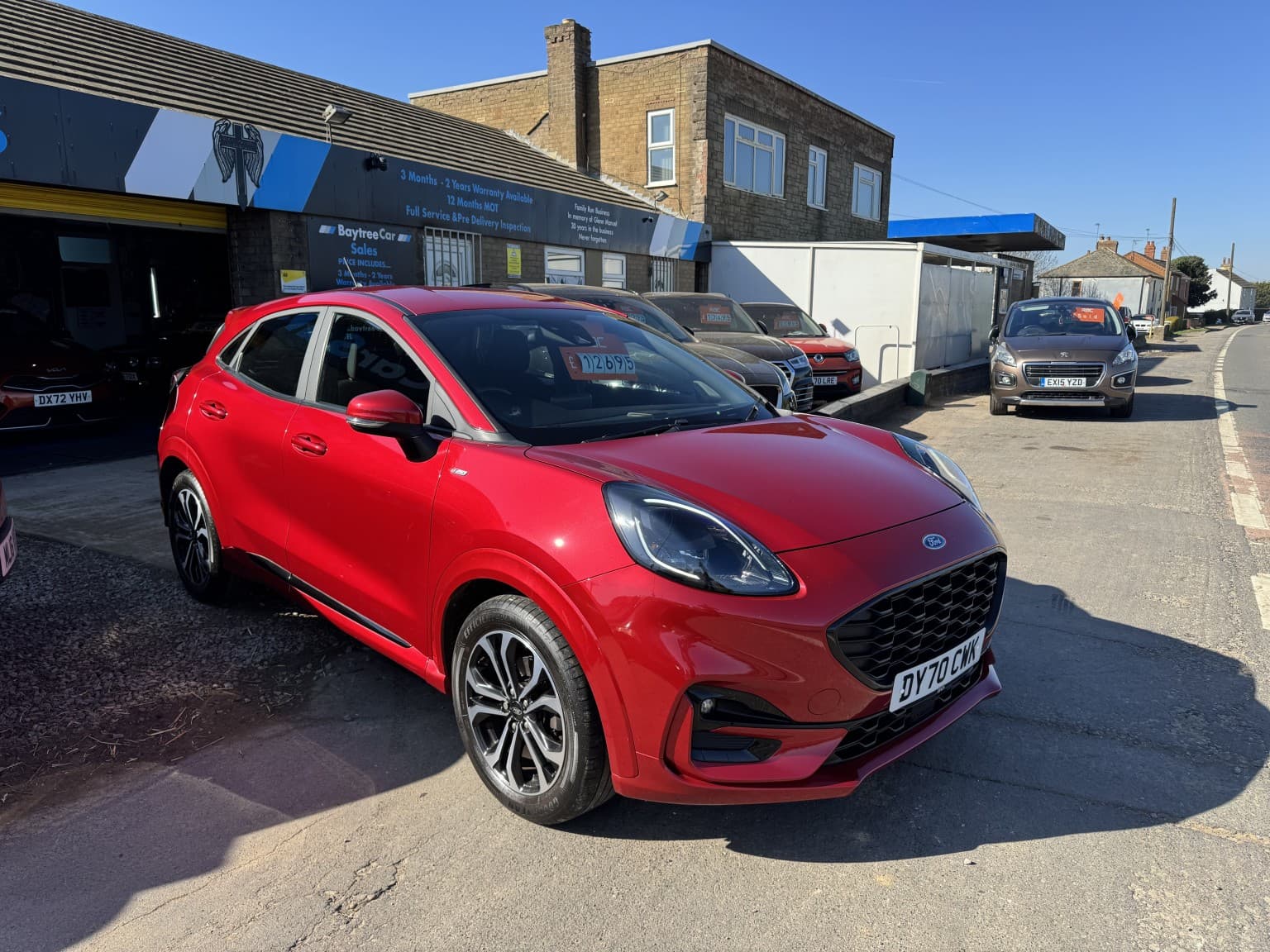 Ford Puma - image 1 of 17