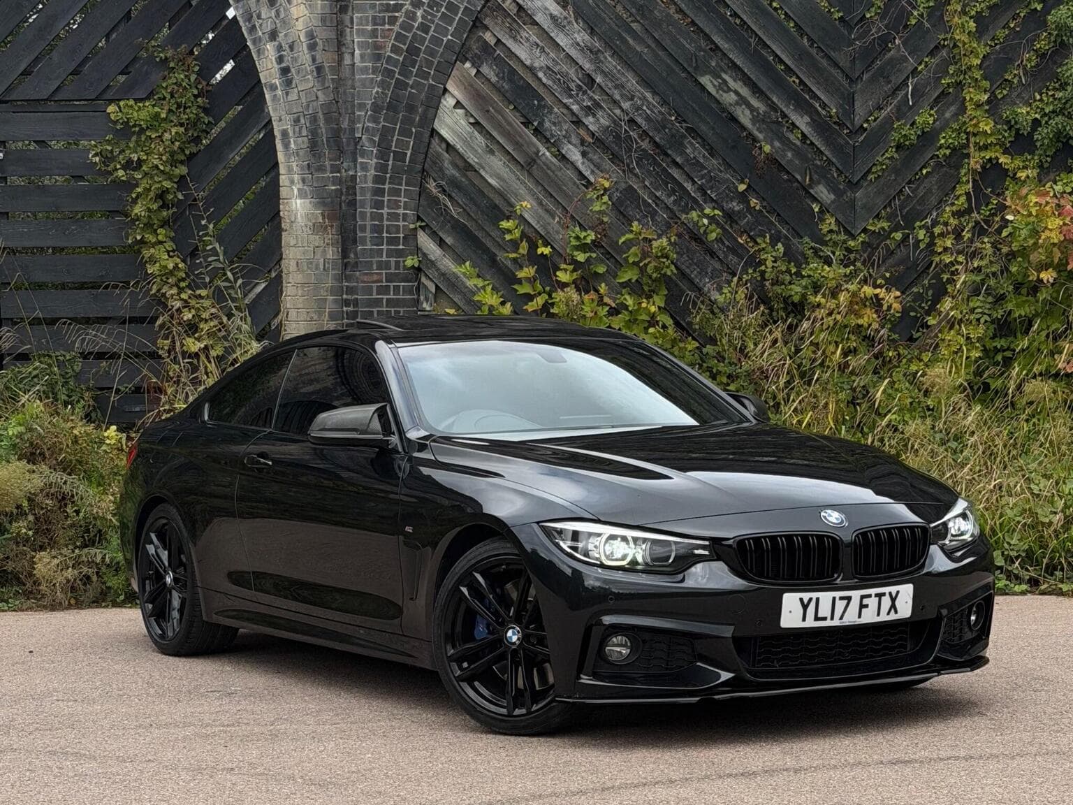 BMW 4 Series - image 1 of 51
