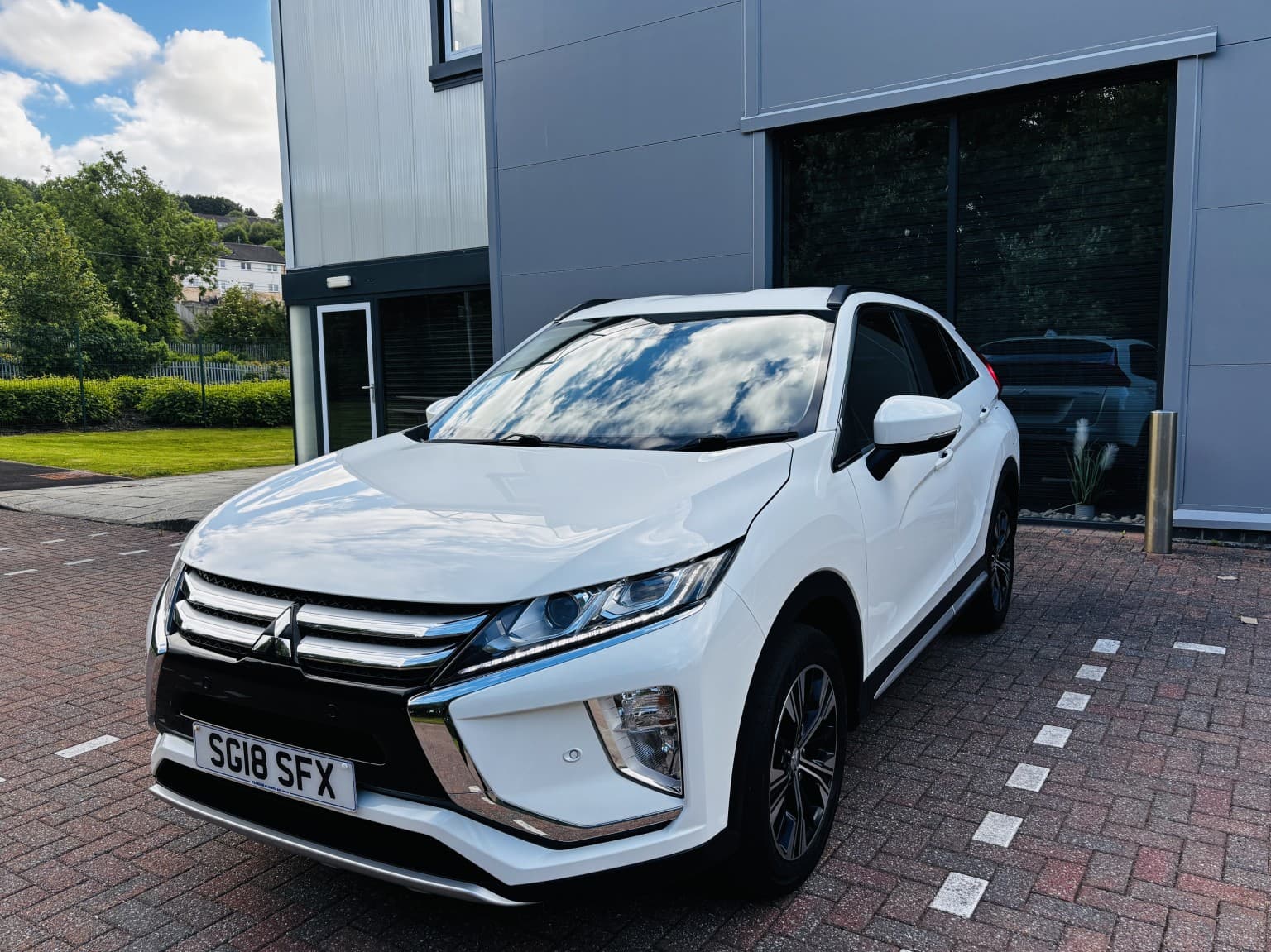 Mitsubishi Eclipse Cross - image 1 of 54