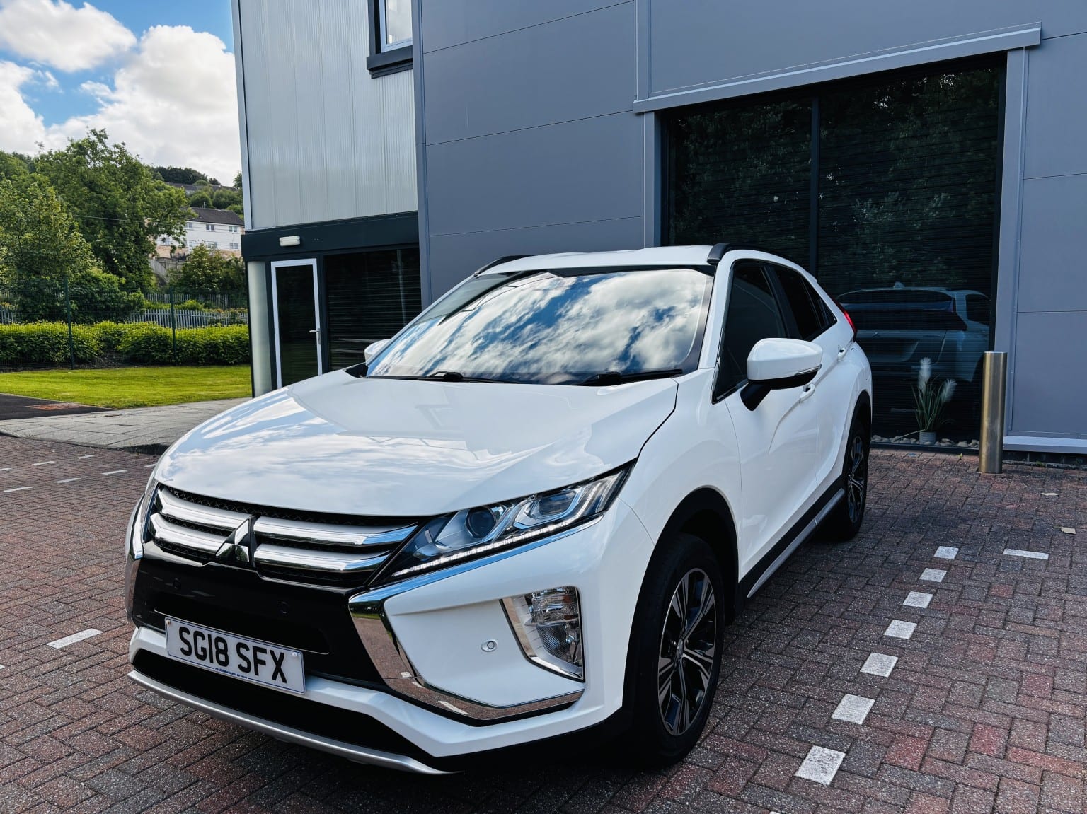 Mitsubishi Eclipse Cross - image 1 of 54