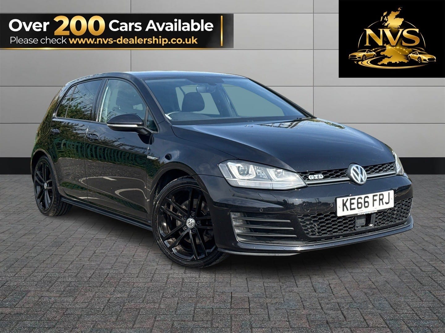 Volkswagen Golf - image 1 of 14