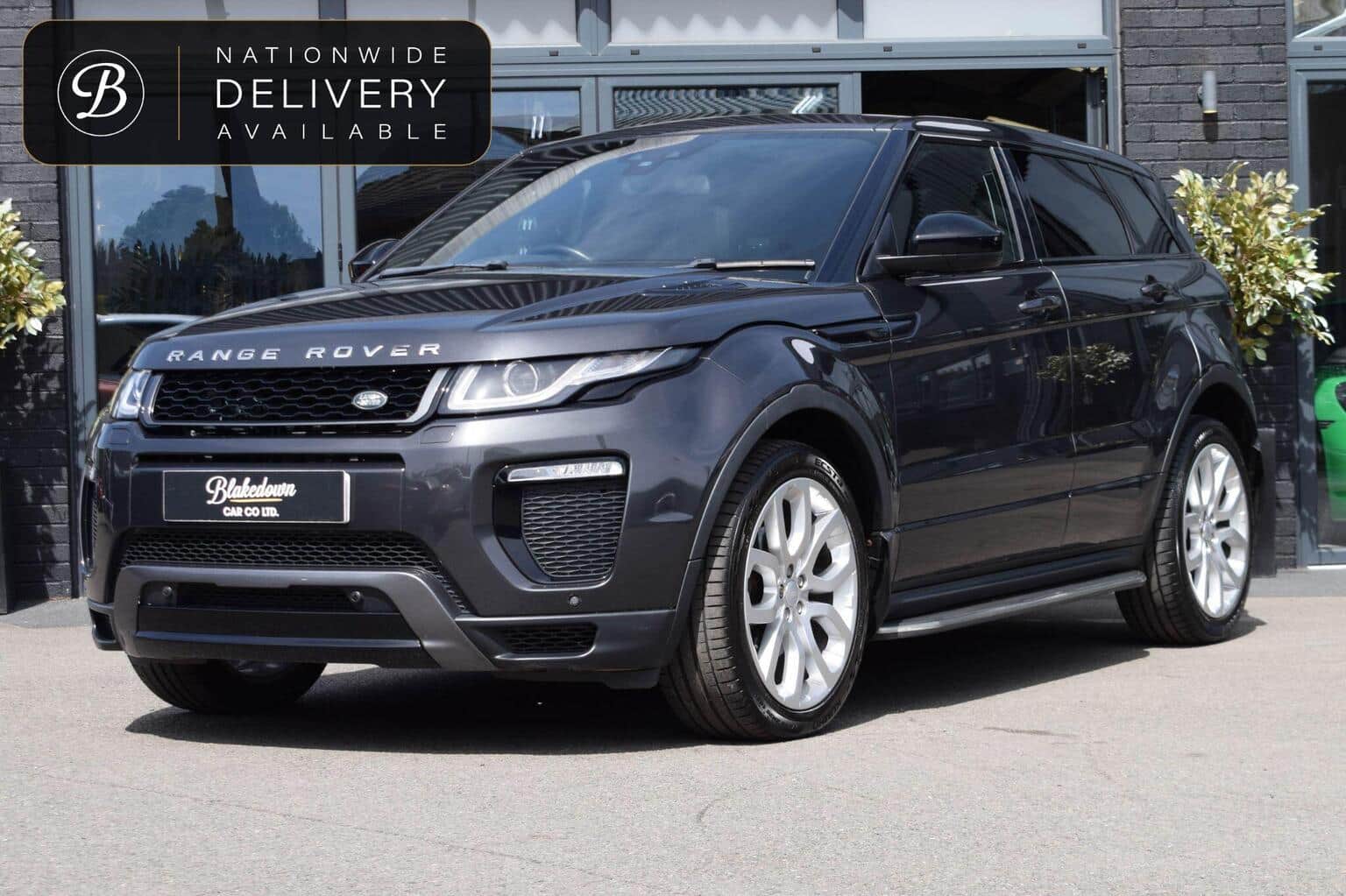 Land Rover Range Rover Evoque - image 1 of 50