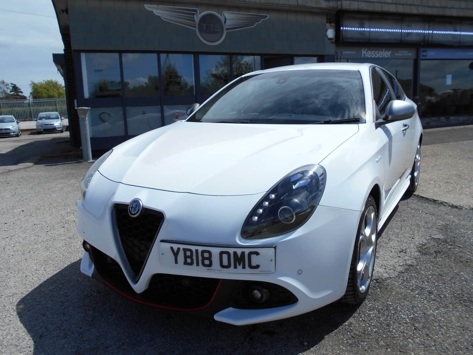 Alfa Romeo Giulietta - image 1 of 25
