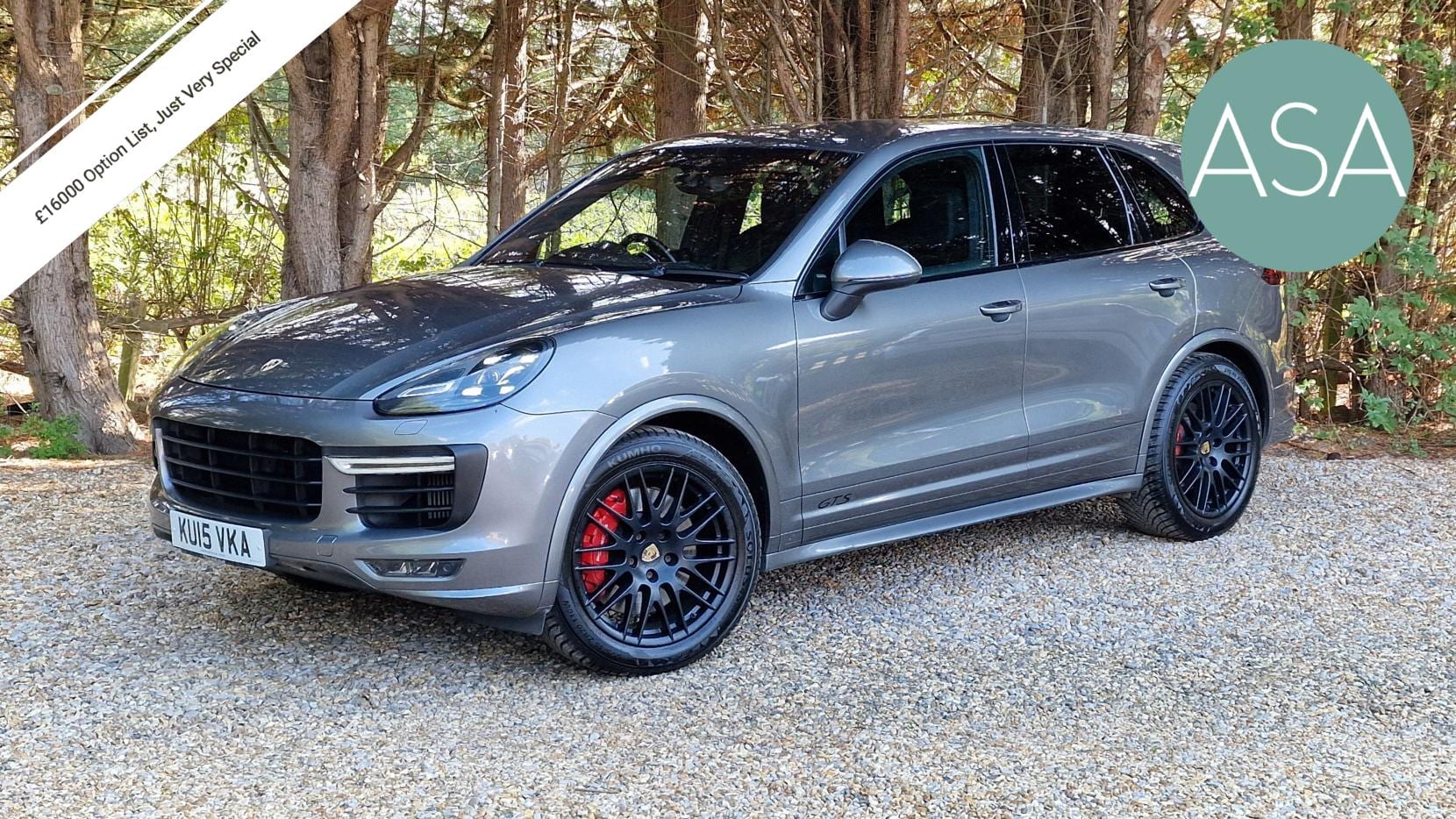 Porsche Cayenne - image 1 of 29