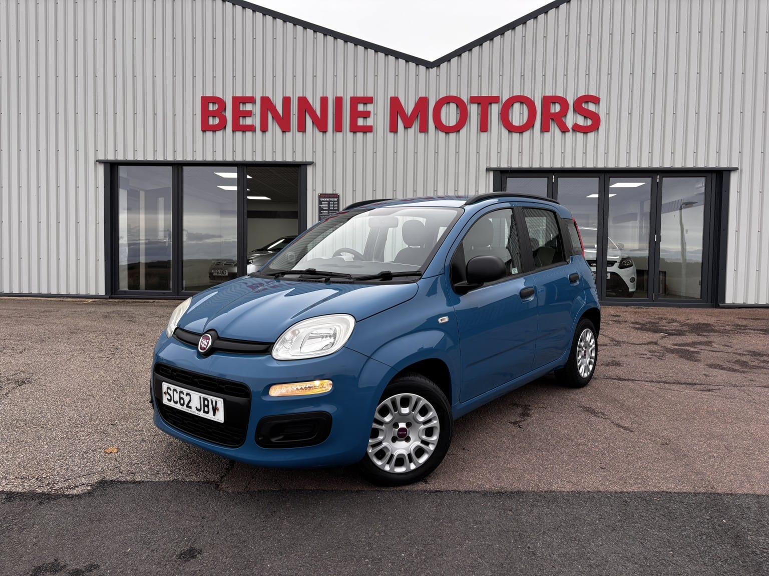 Fiat Panda - image 1 of 26