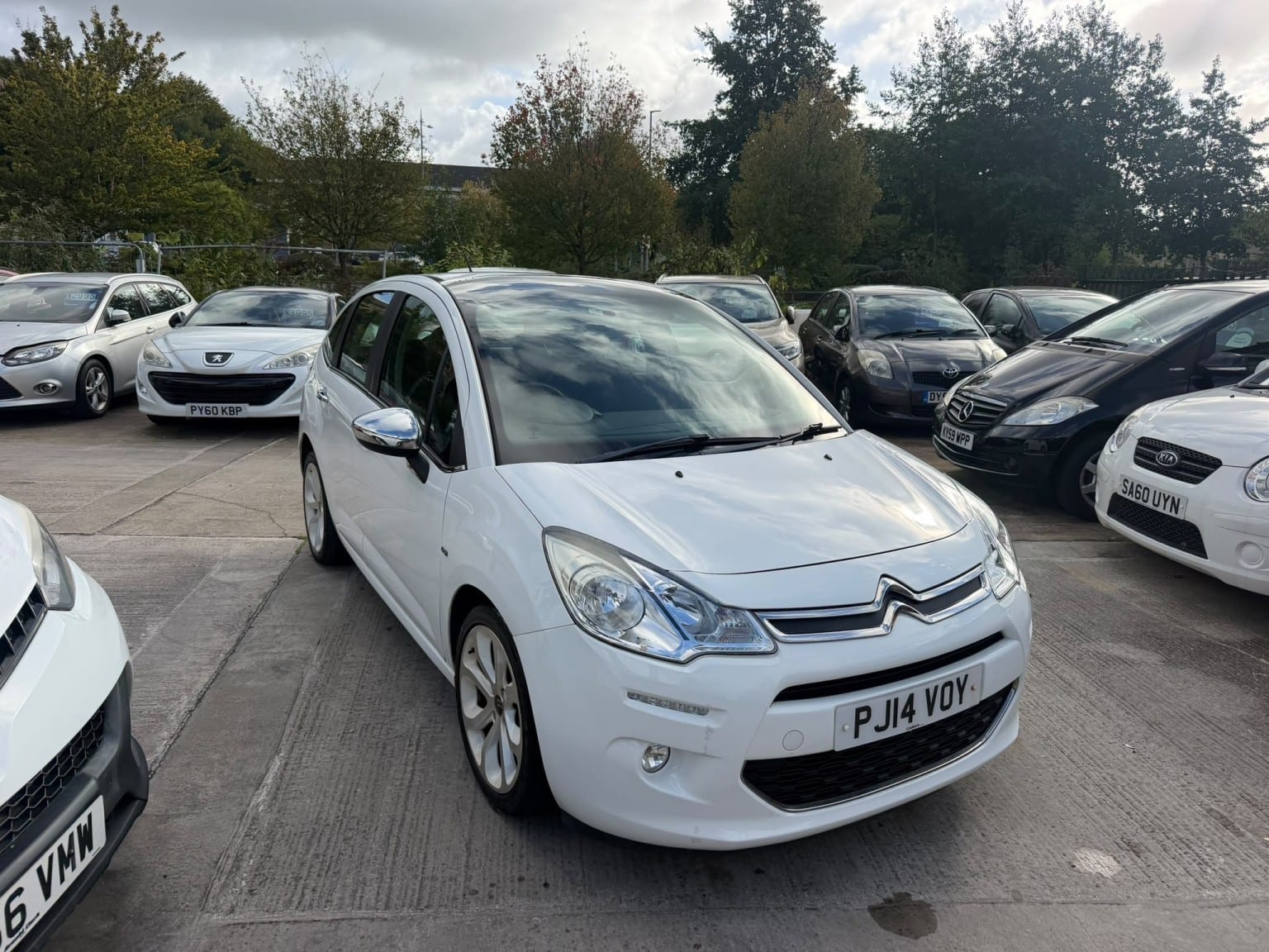 Citroen C3 - image 1 of 29