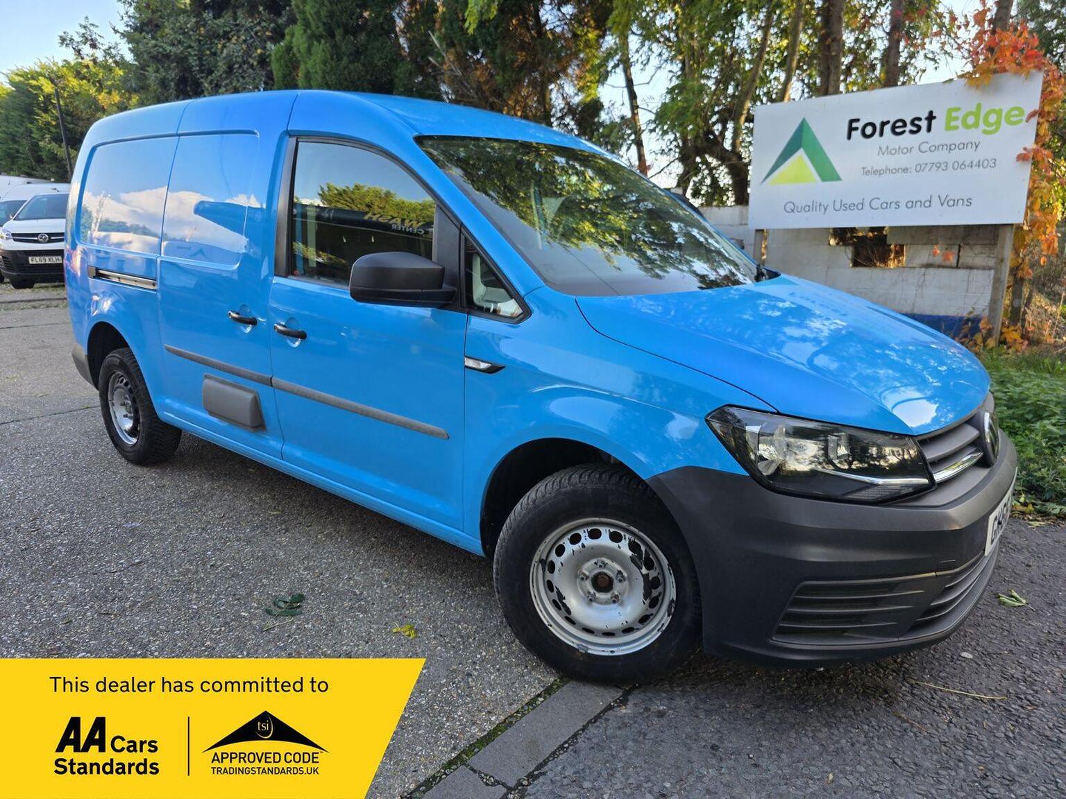 Volkswagen Caddy Maxi - image 1 of 30