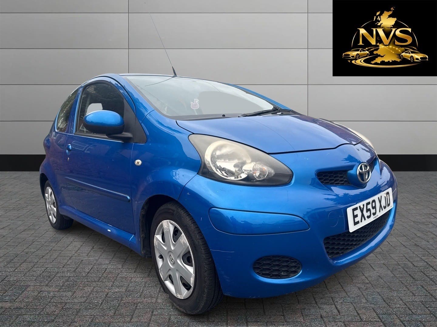 TOYOTA AYGO - image 1 of 12