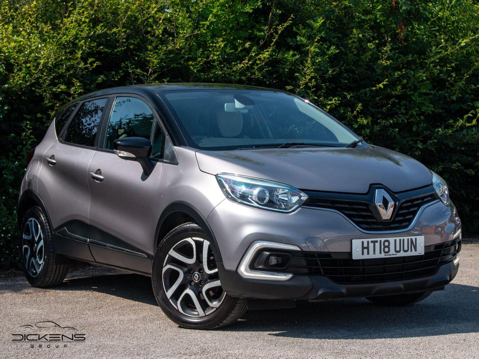 Renault Captur - image 1 of 30