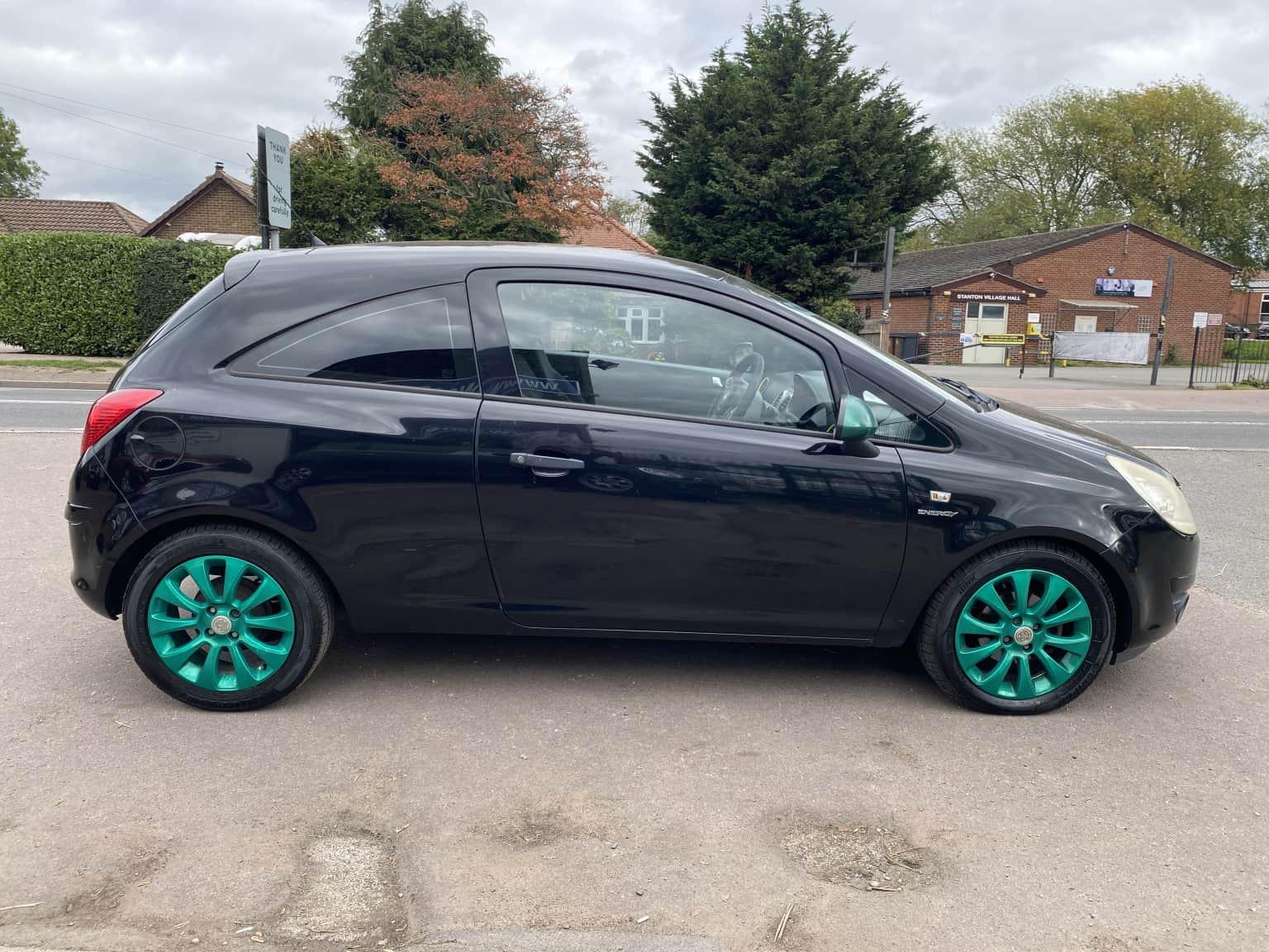 Vauxhall Corsa - image 1 of 24