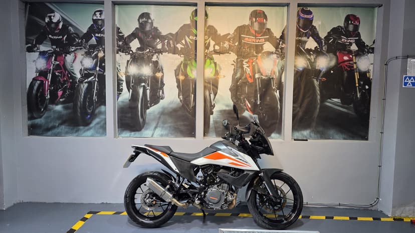 2021 KTM 390 ADVENTURE