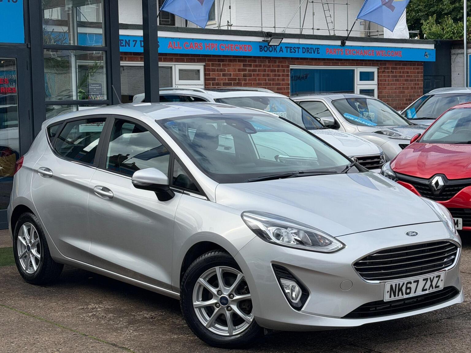 Ford Fiesta - image 1 of 65