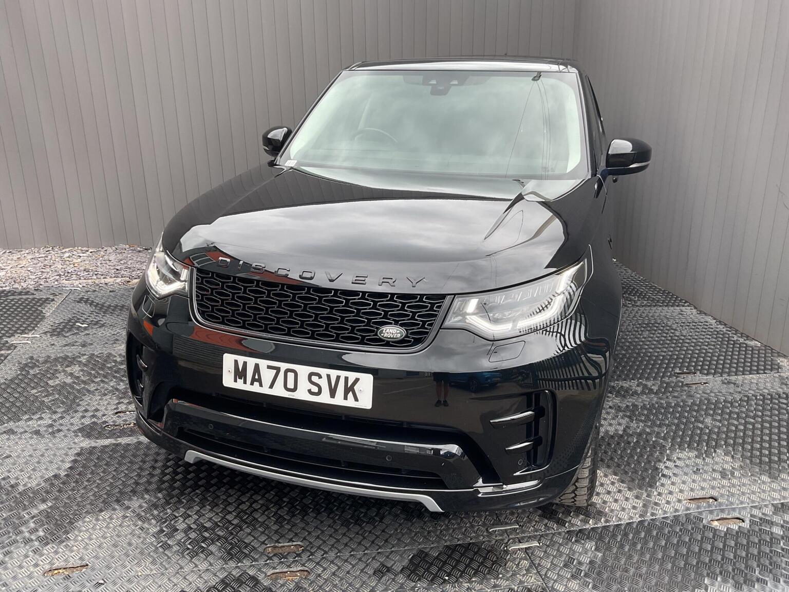Land Rover Discovery - image 1 of 45