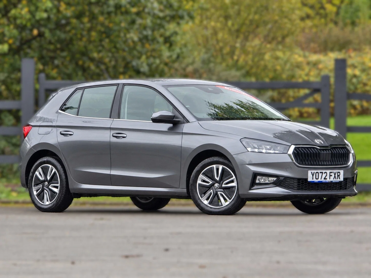Skoda Fabia - image 1 of 26