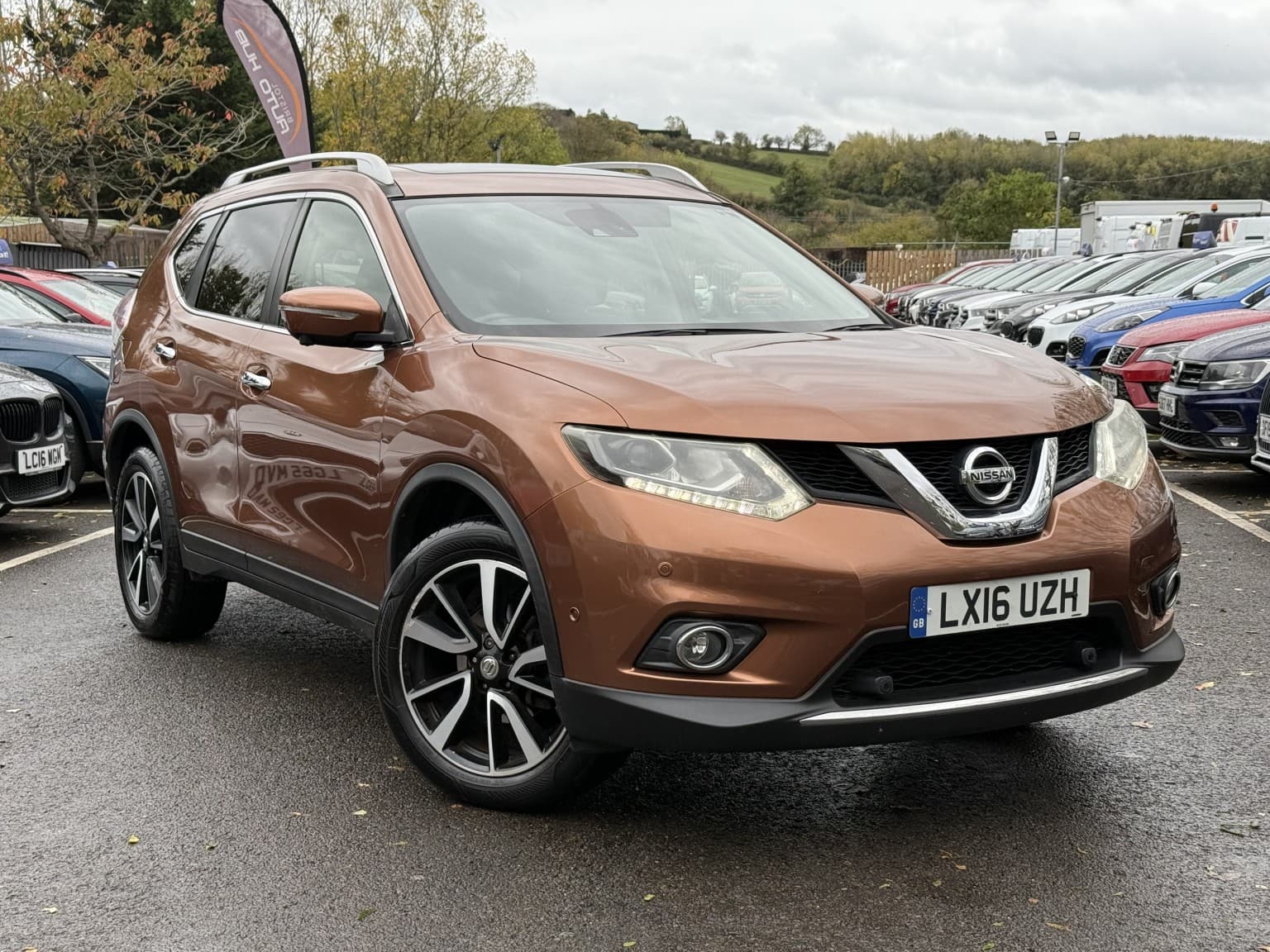 Nissan X-Trail - image 1 of 1