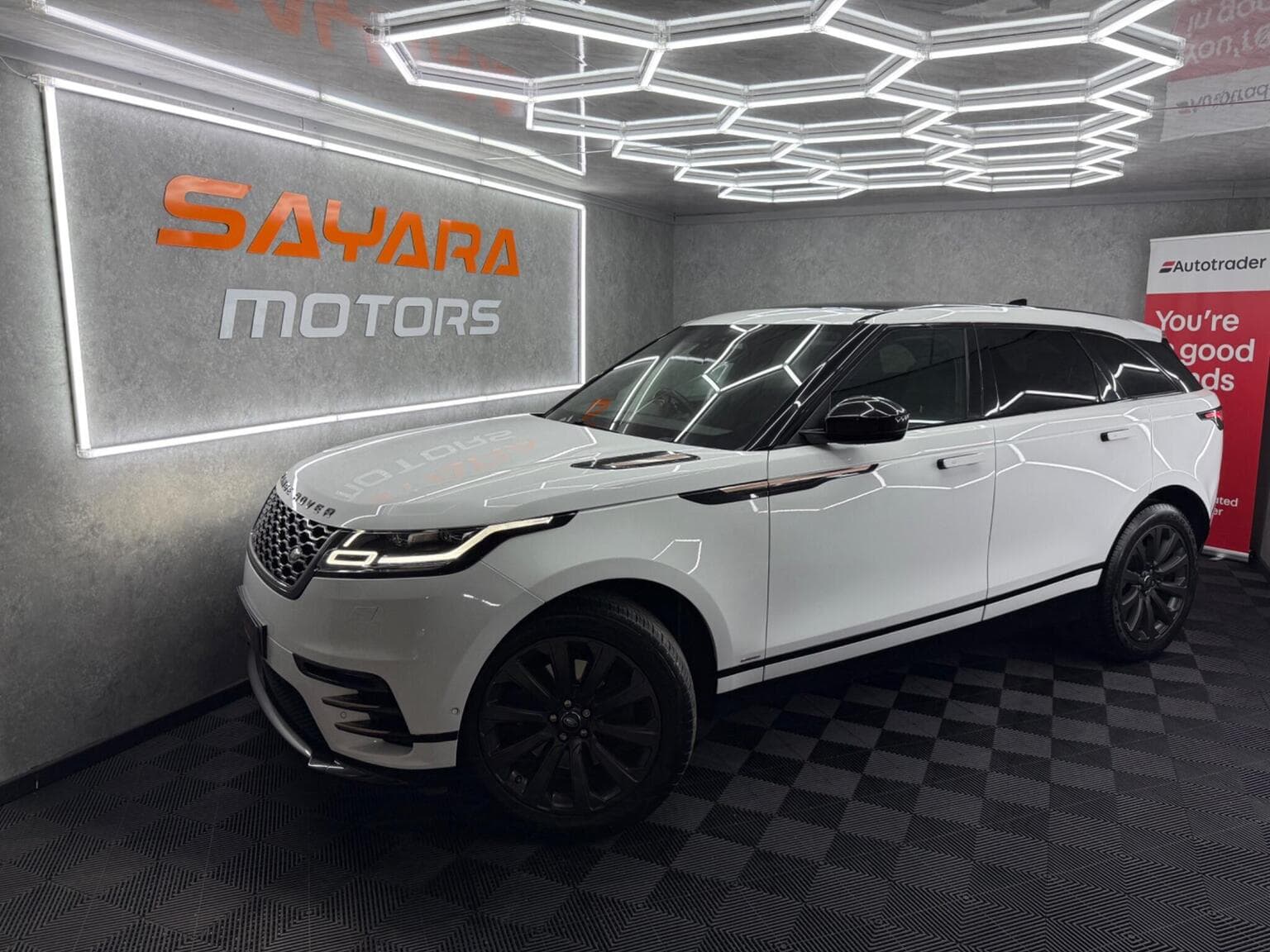 Land Rover Range Rover Velar - image 1 of 61