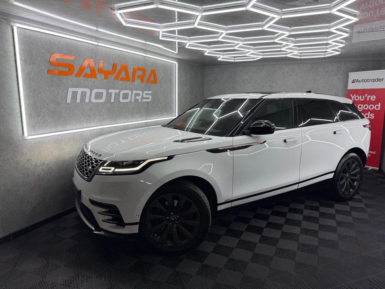 Land Rover Range Rover Velar - image 1 of 61