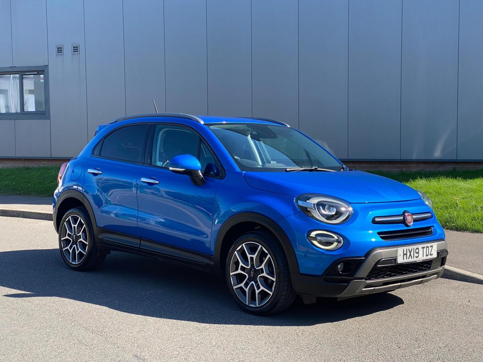 Fiat 500X - image 1 of 57