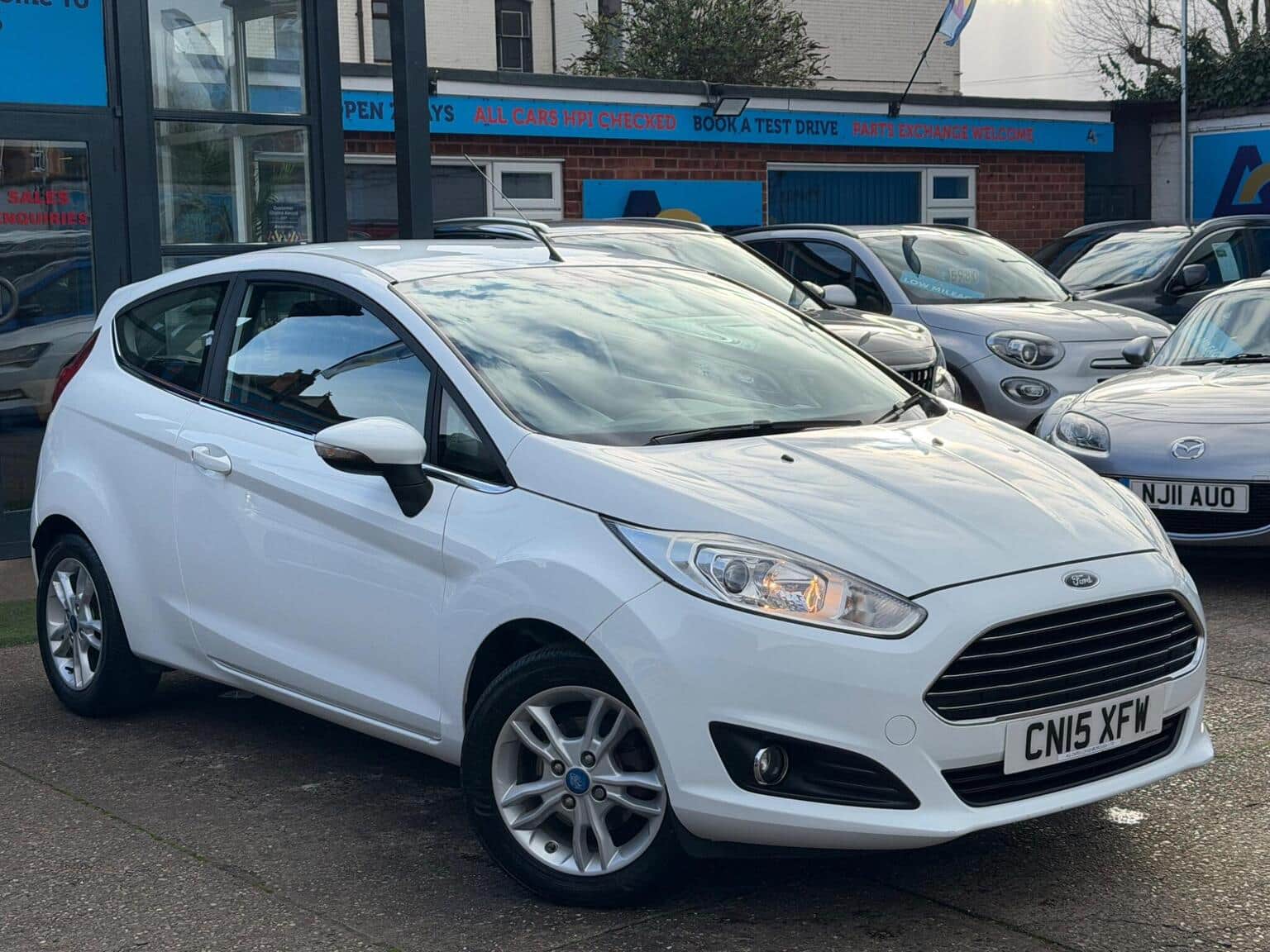 Ford Fiesta - image 1 of 68
